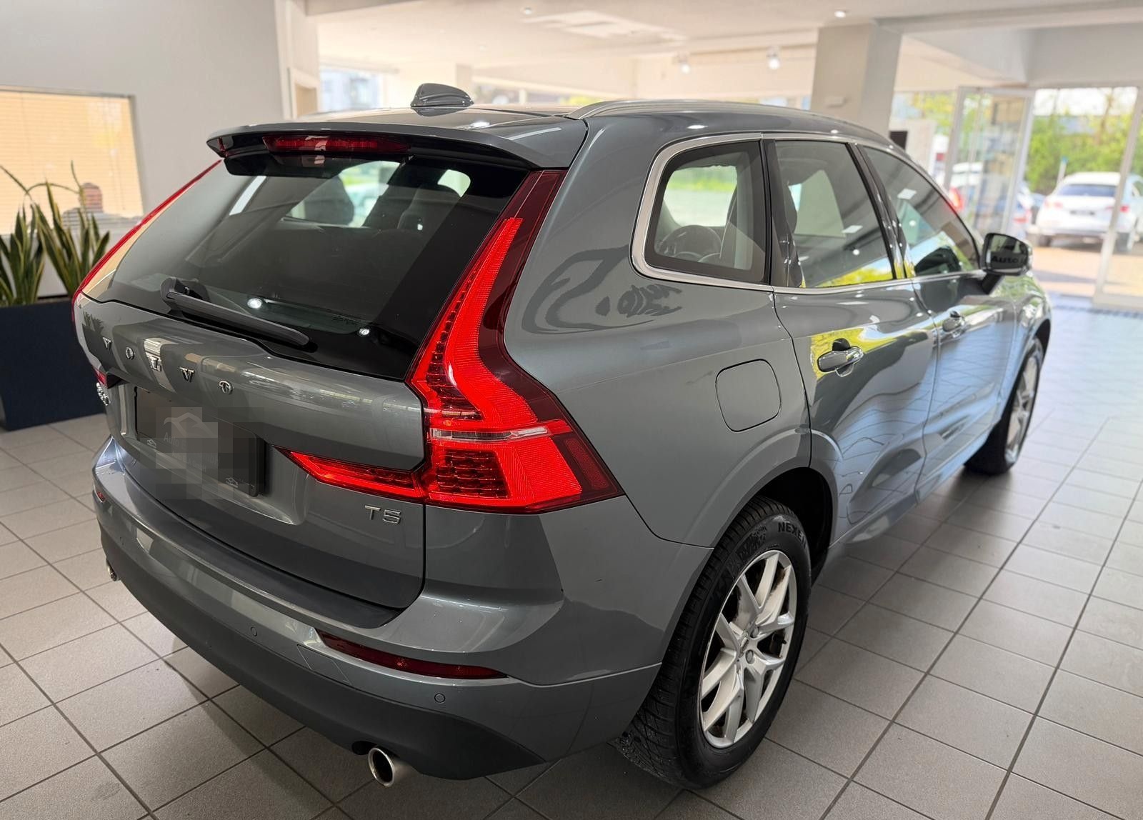 Volvo XC60 Momentum T5 2.Hand|Vollleder|Kamera|LED foto 6