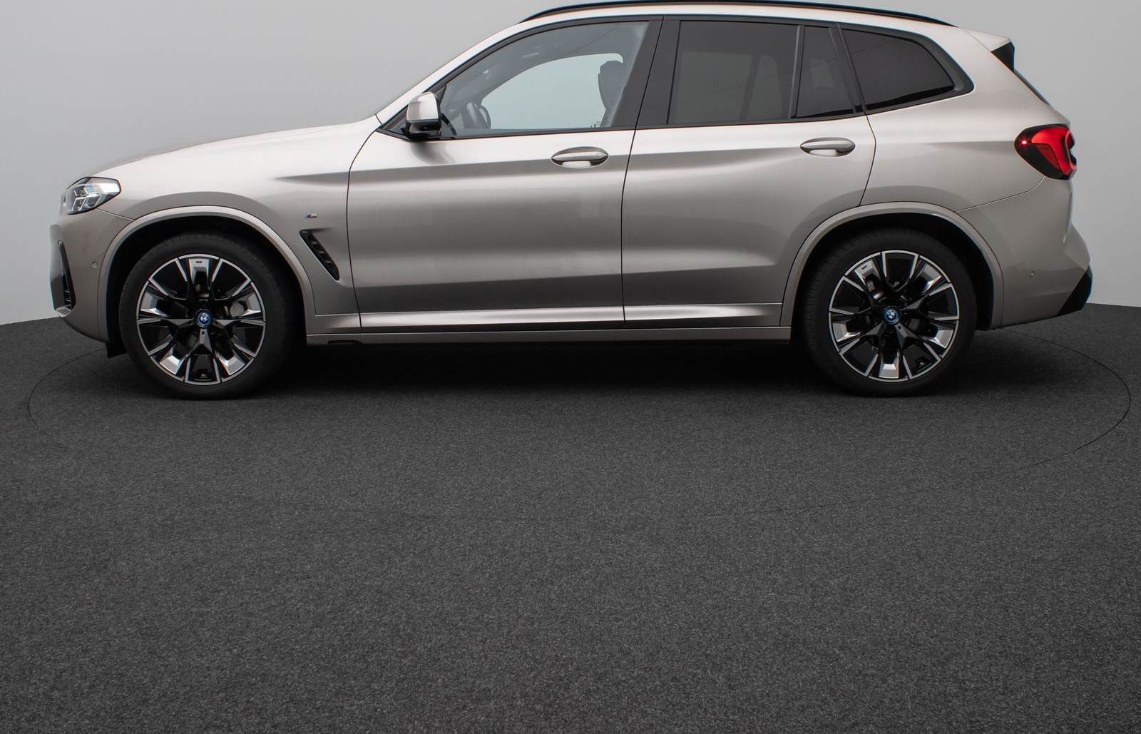 BMW iX3 Impressive M Sport Panorama 360°HUD DAB H/K foto 11