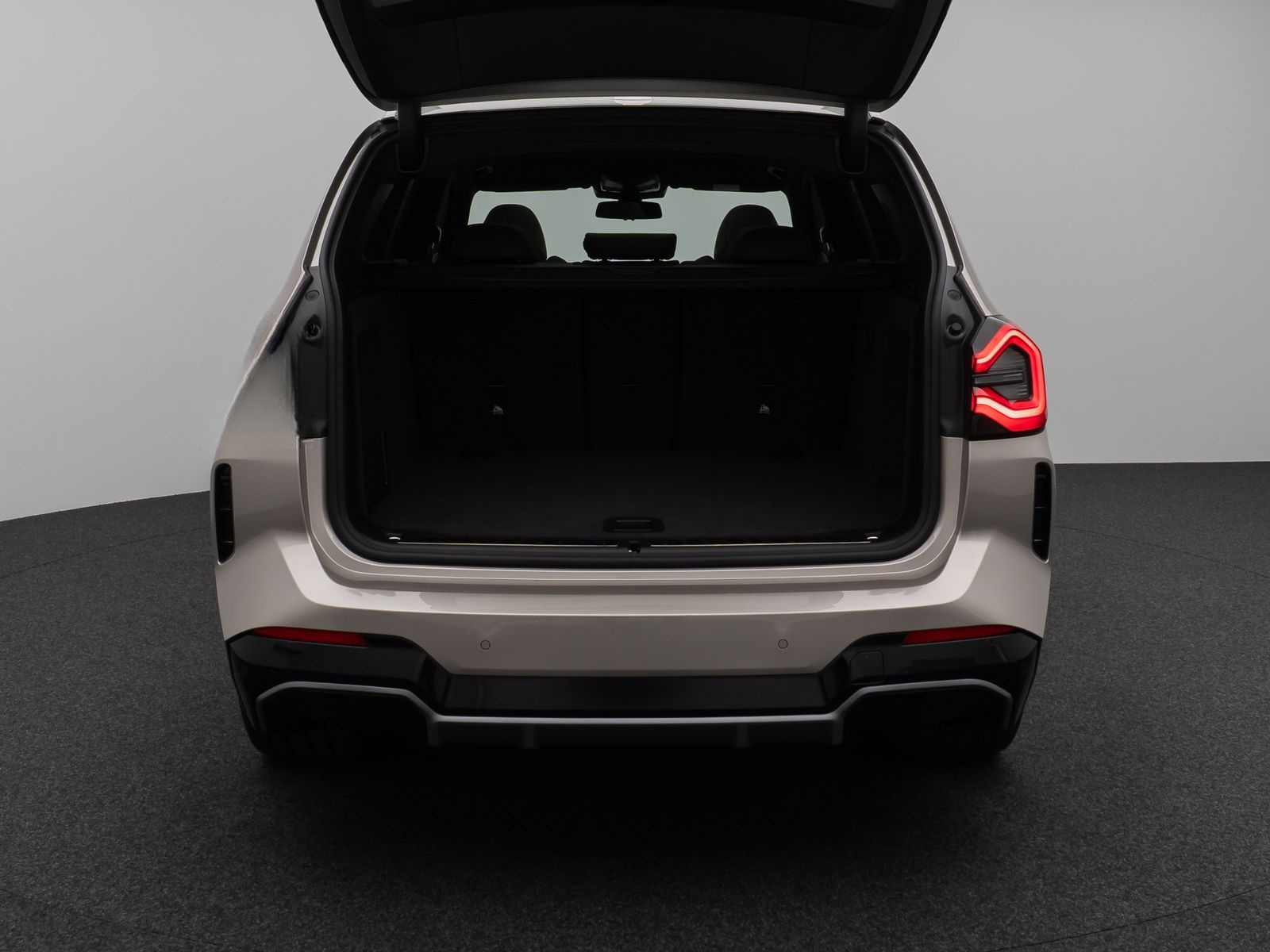 BMW iX3 Impressive M Sport Panorama 360°HUD DAB H/K foto 13