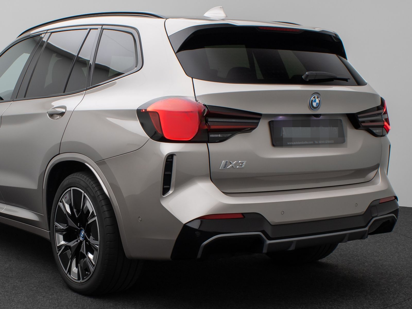 BMW iX3 Impressive M Sport Panorama 360°HUD DAB H/K foto 15