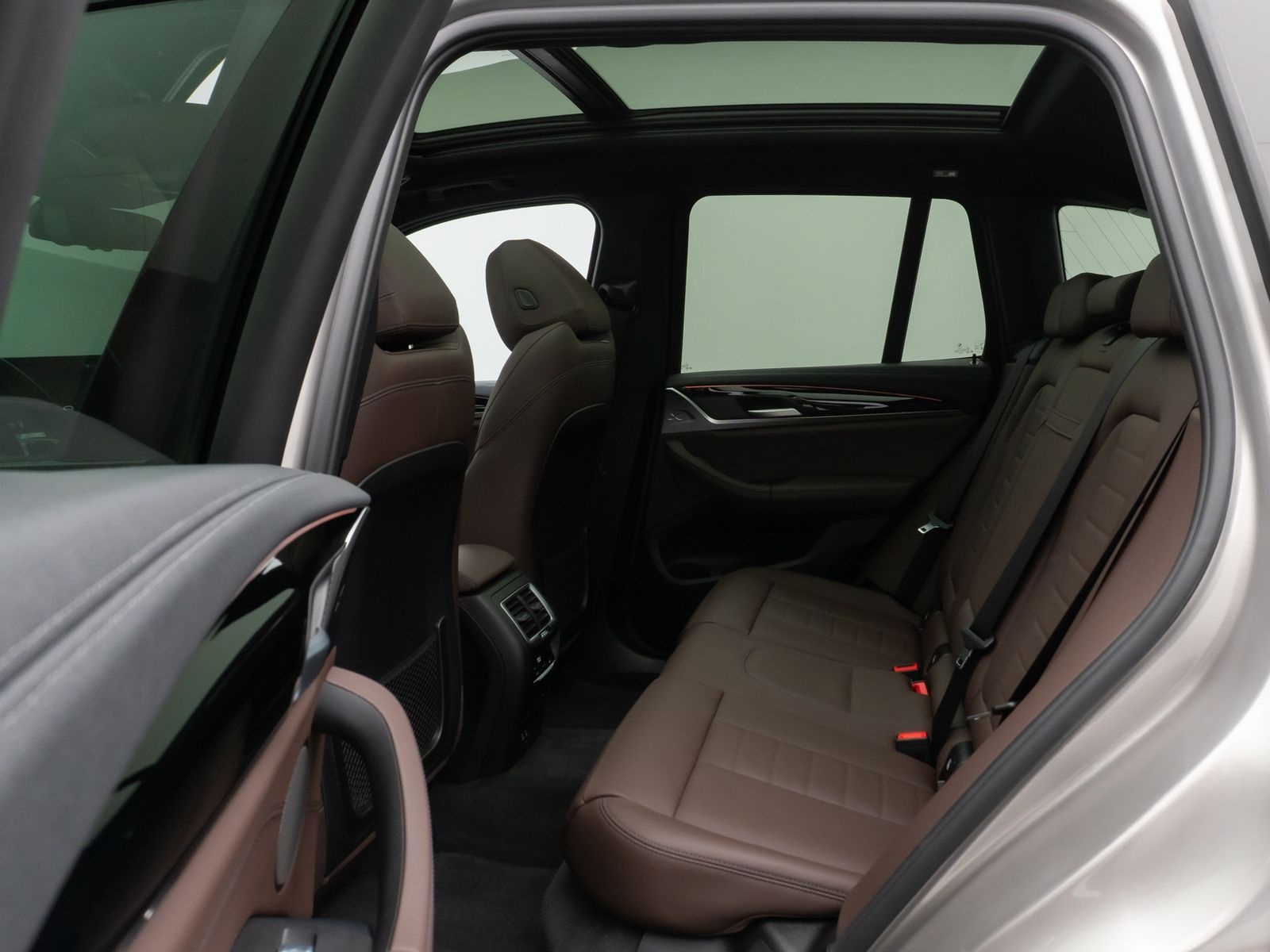 BMW iX3 Impressive M Sport Panorama 360°HUD DAB H/K foto 25