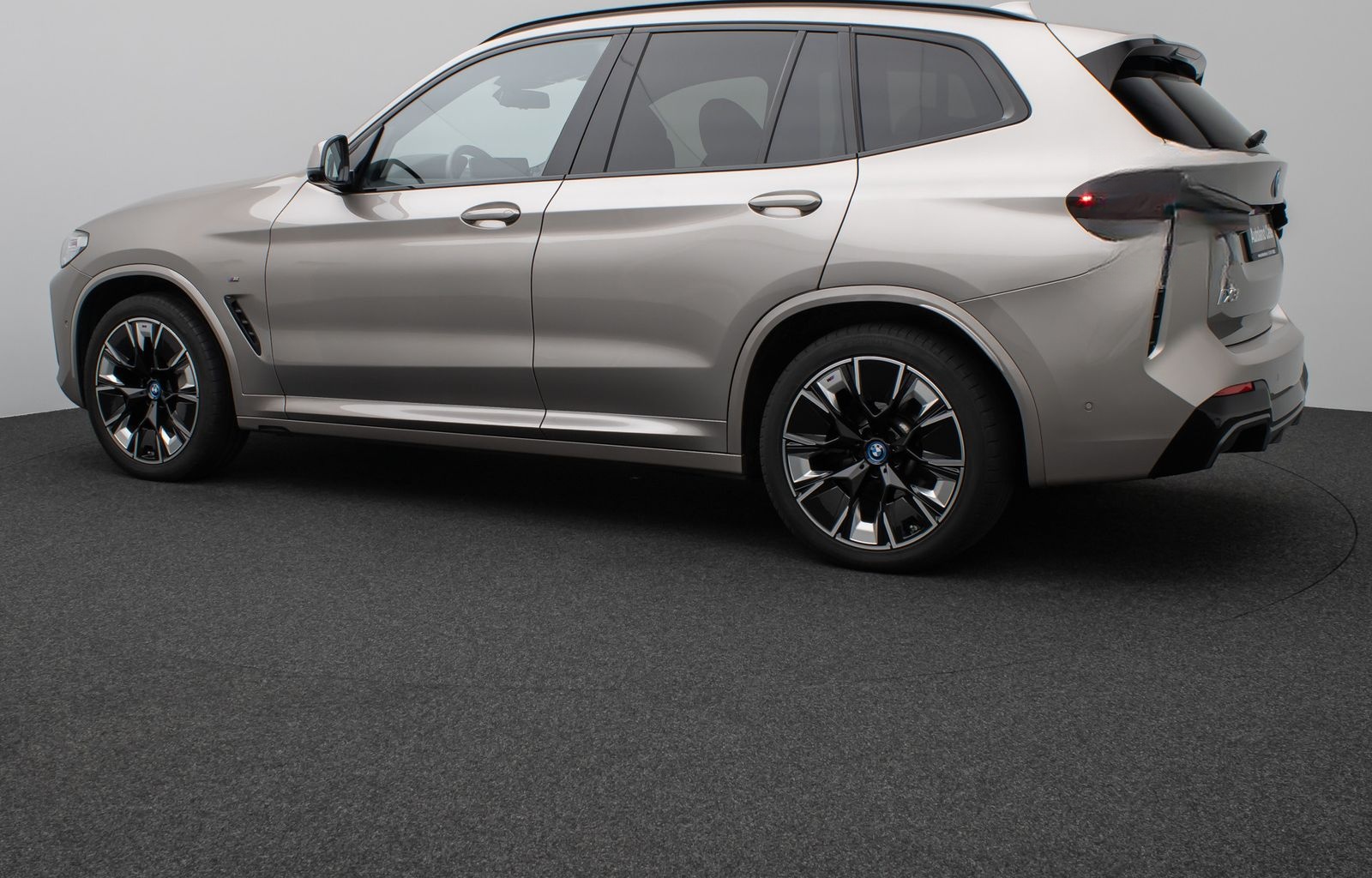 BMW iX3 Impressive M Sport Panorama 360°HUD DAB H/K foto 10