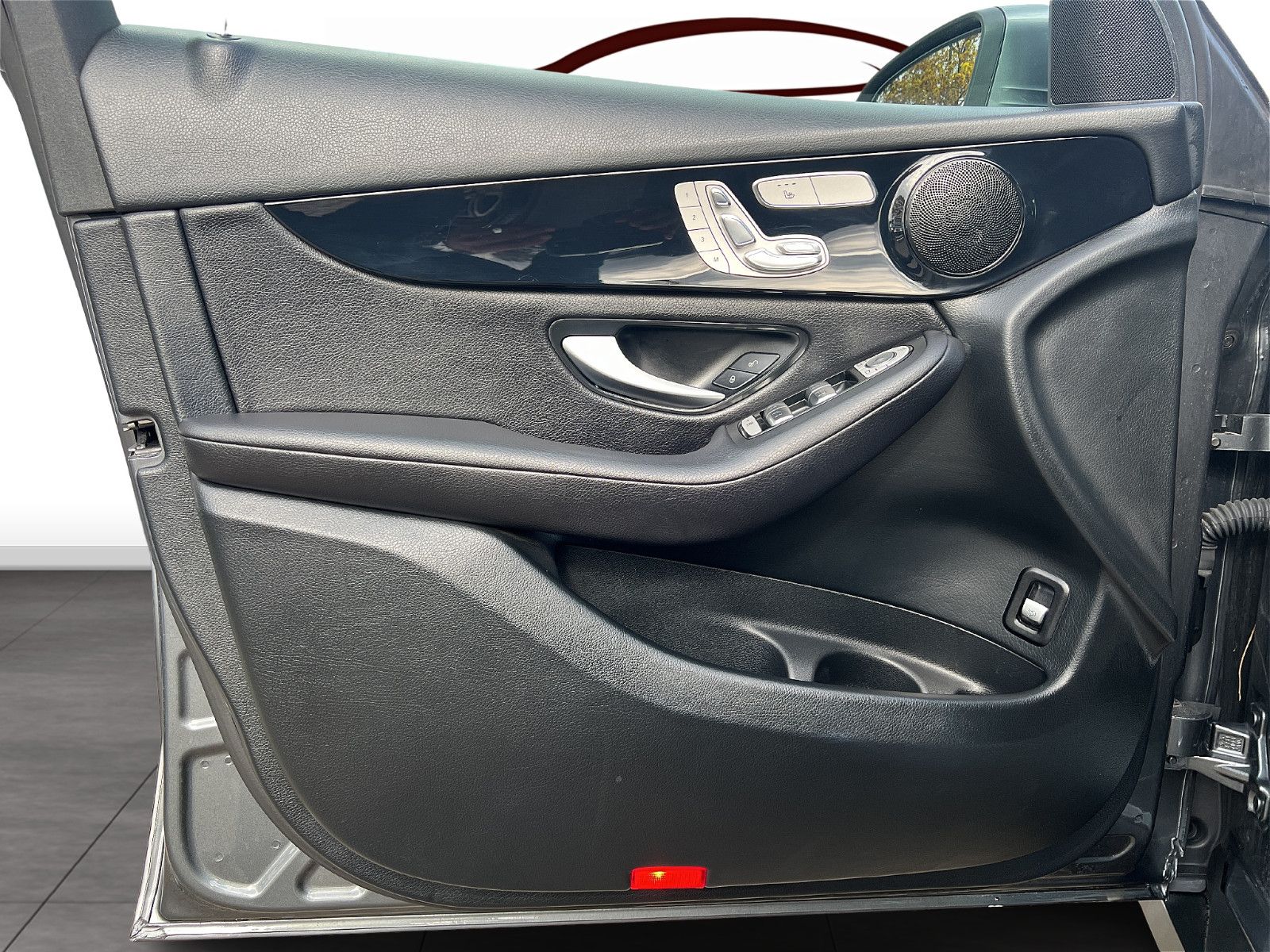 Mercedes-Benz GLC 300 de 4M AHK Pano Mbux Kam foto 16