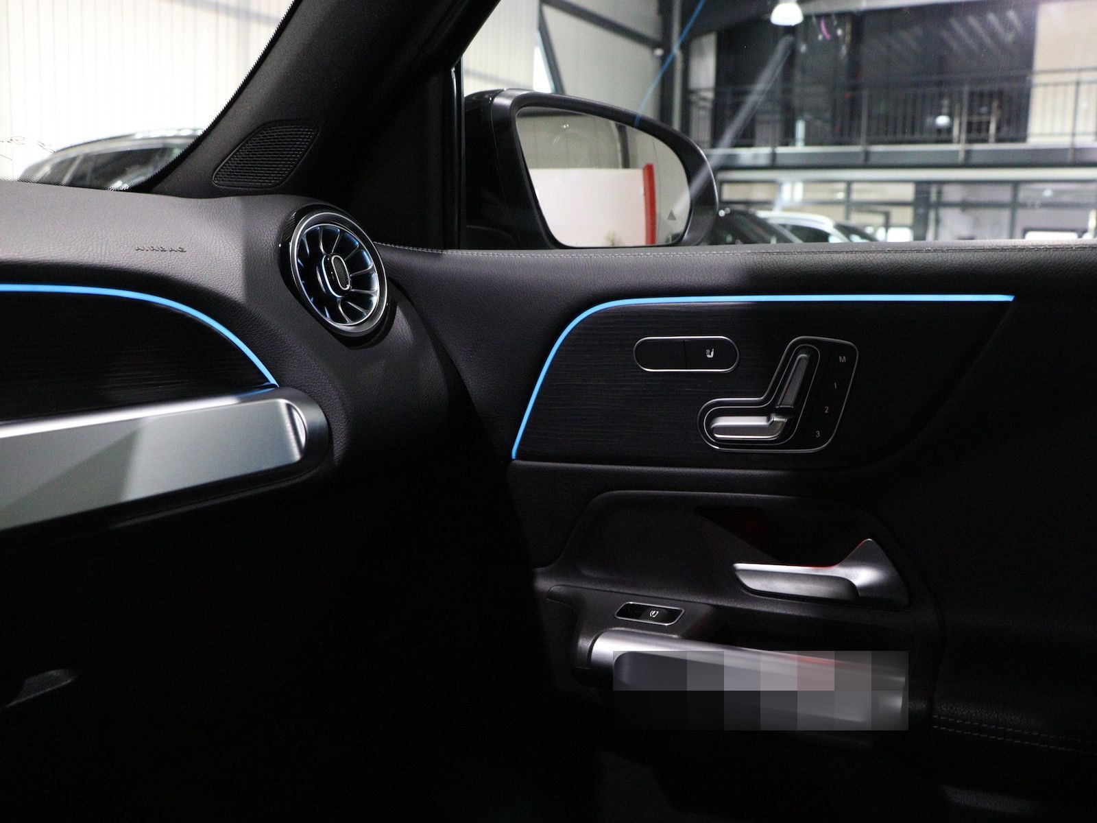 Mercedes-Benz GLB 220 d 4MATIC ENERGIZING-PLUS / 7-SITZER / foto 14