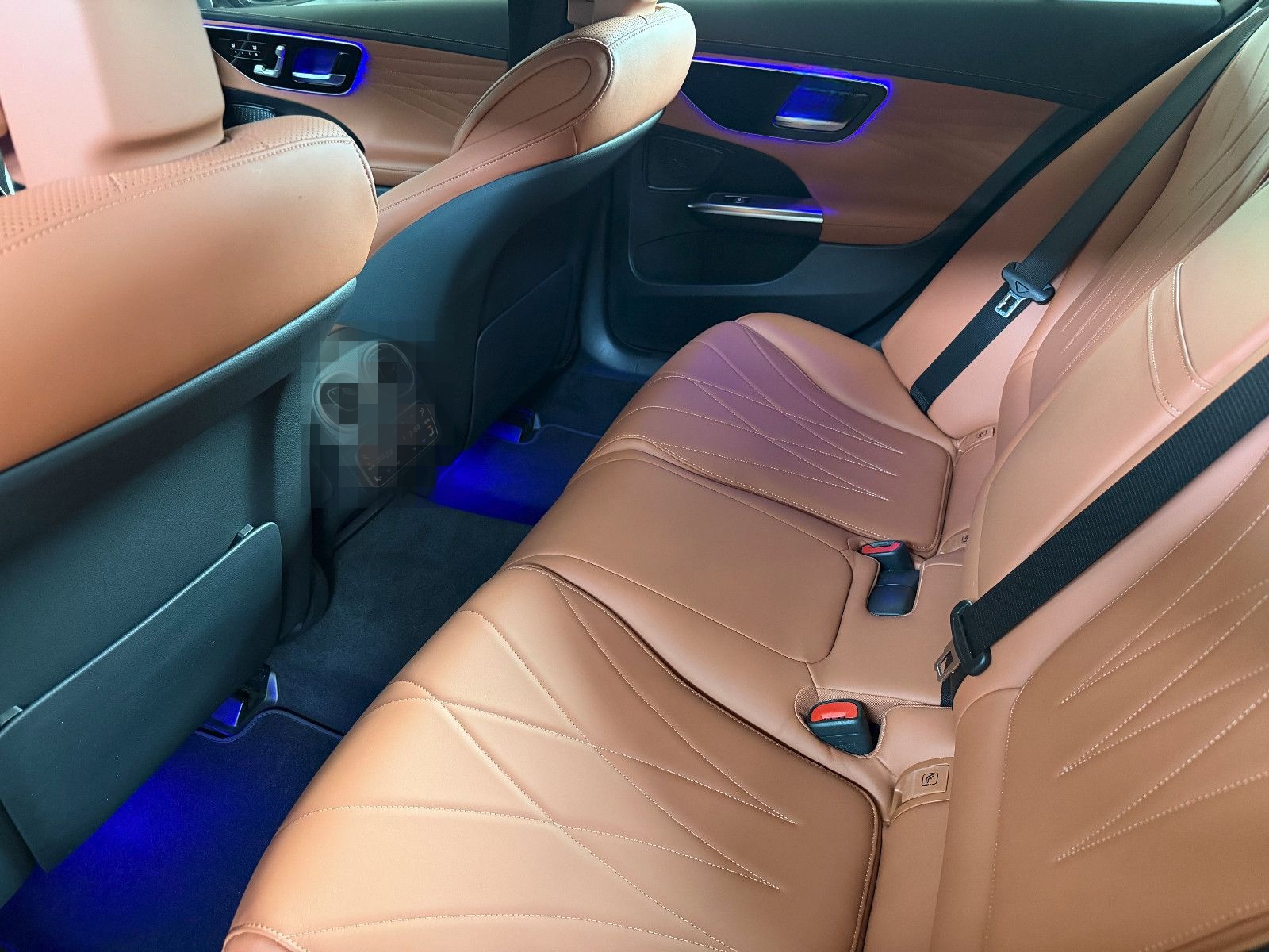 Mercedes-Benz C 300 4Matic/AMG/HEAD-UP/KEYLESS/360°/DIGI.LIGHT foto 17