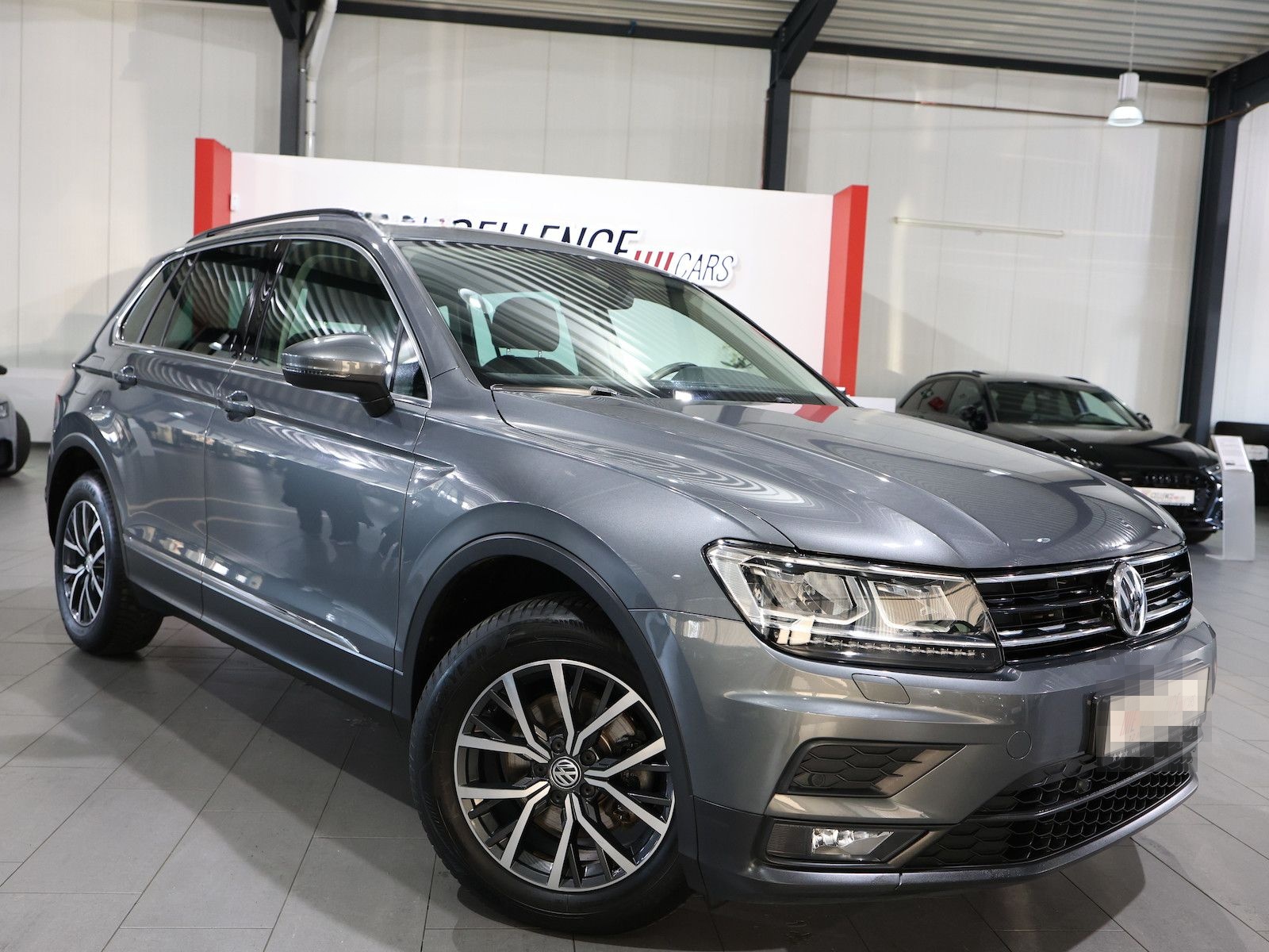 Volkswagen Tiguan 2.0 TDI Comfortline / LED, ACC+LANE, NAVI foto 2