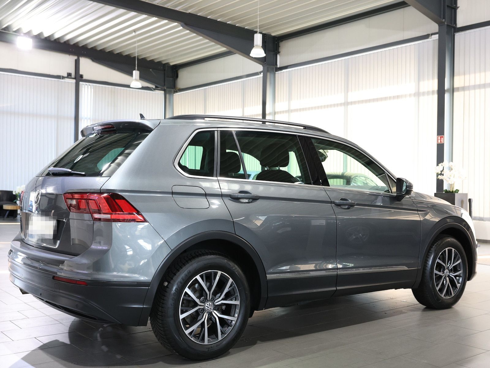 Volkswagen Tiguan 2.0 TDI Comfortline / LED, ACC+LANE, NAVI foto 11