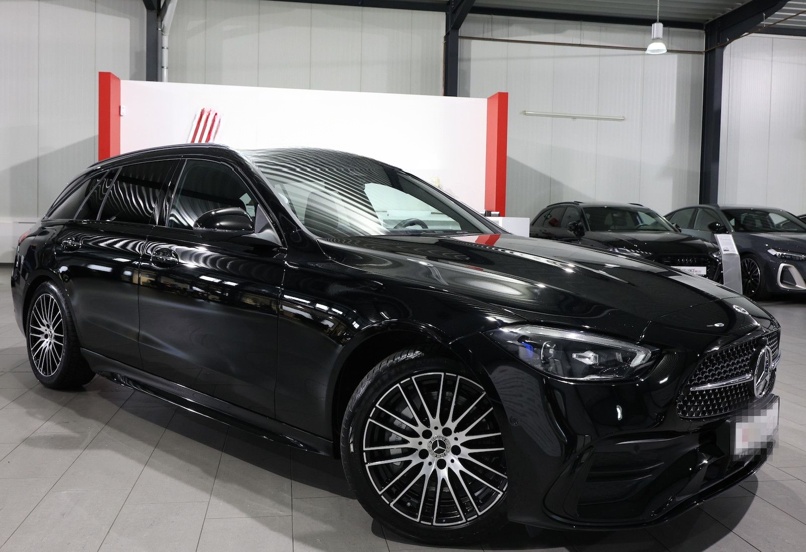 Mercedes-Benz C 200 T AMG-LINE SPORT NIGHT LASER / DISTRONIC foto 2