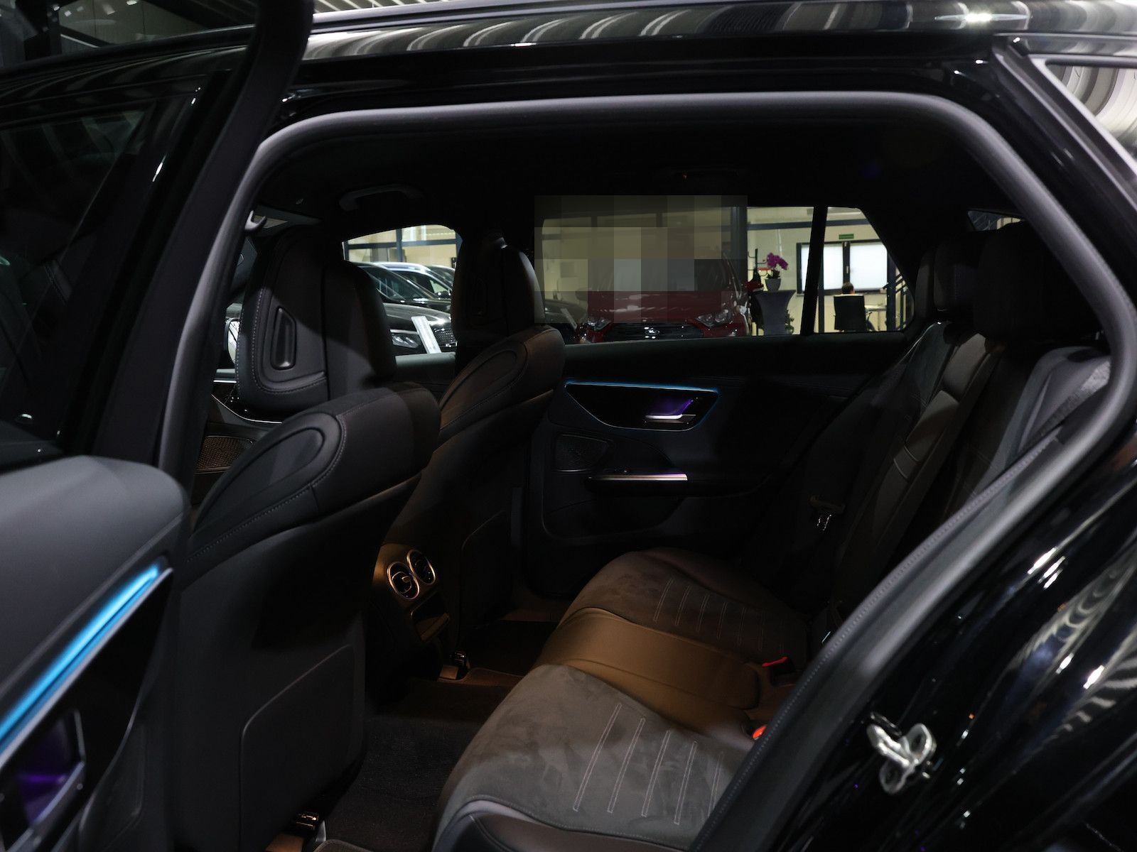 Mercedes-Benz C 200 T AMG-LINE SPORT NIGHT LASER / DISTRONIC foto 17