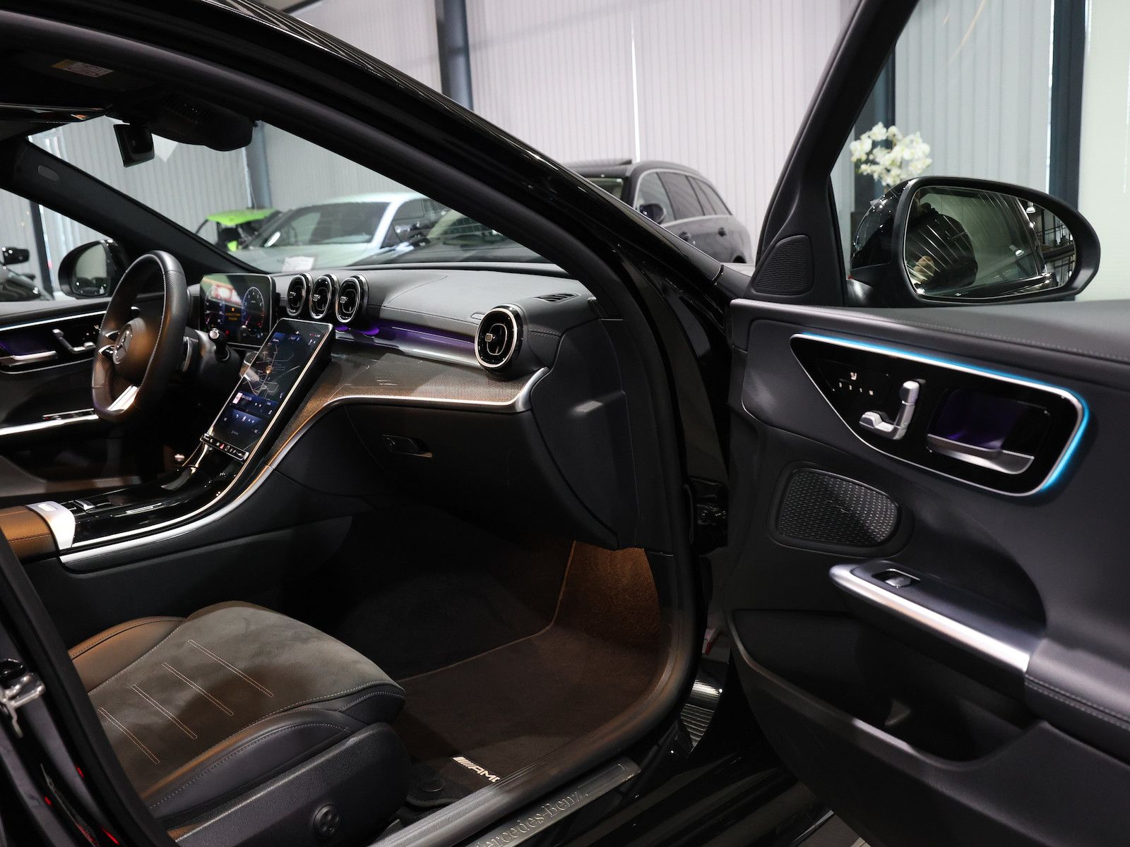 Mercedes-Benz C 200 T AMG-LINE SPORT NIGHT LASER / DISTRONIC foto 20