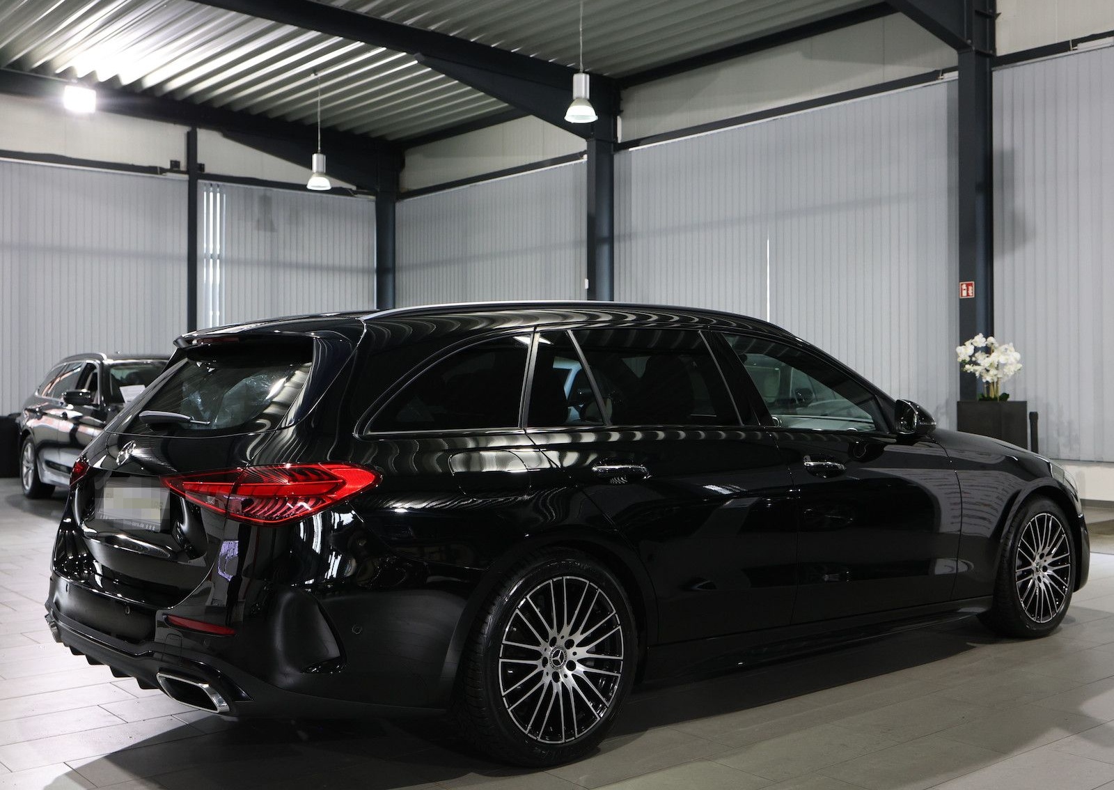 Mercedes-Benz C 200 T AMG-LINE SPORT NIGHT LASER / DISTRONIC foto 10