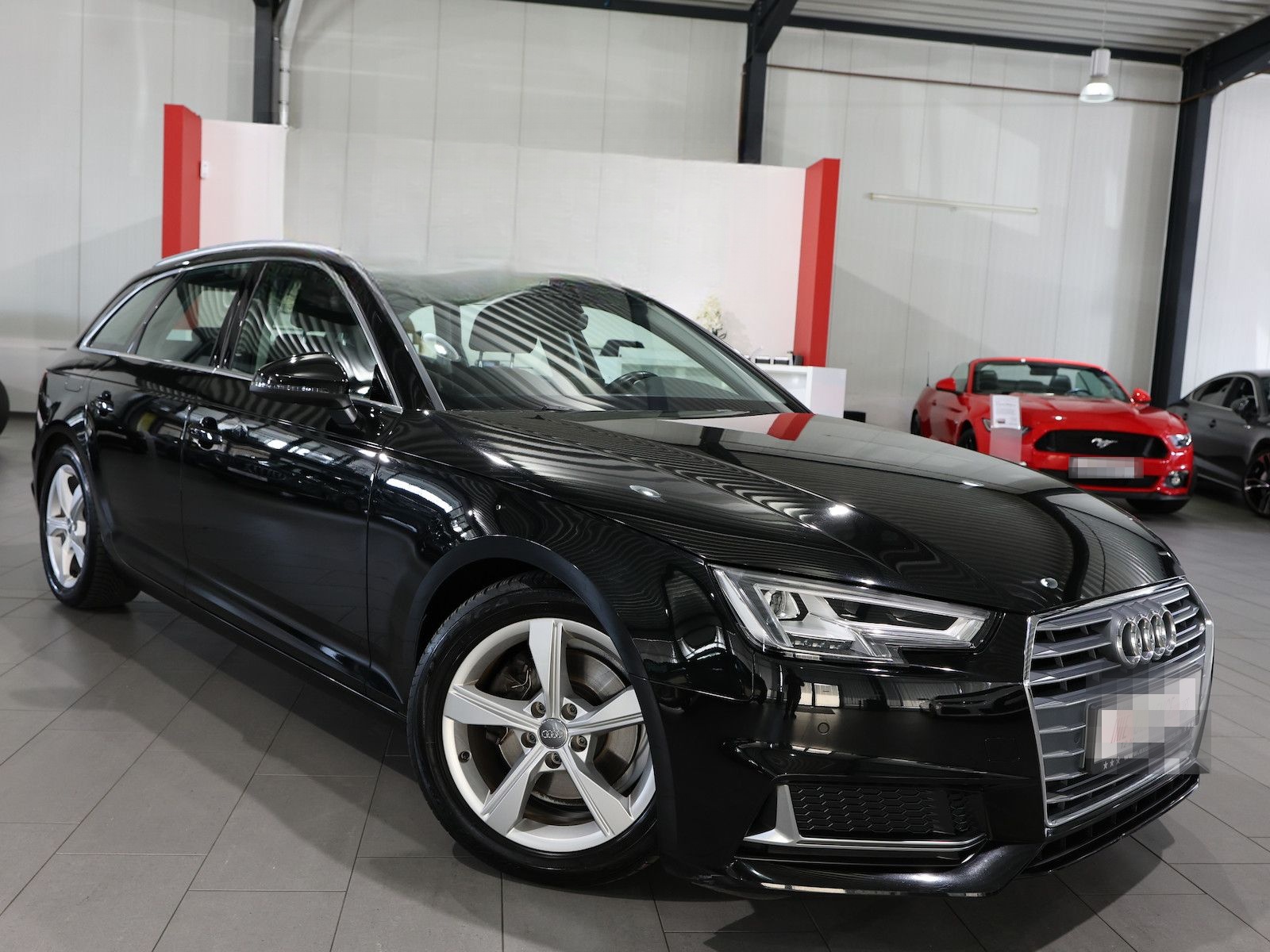 Audi A4 Avant 35 TFSI SPORT / 1.HAND / LED / NAVI+ foto 2