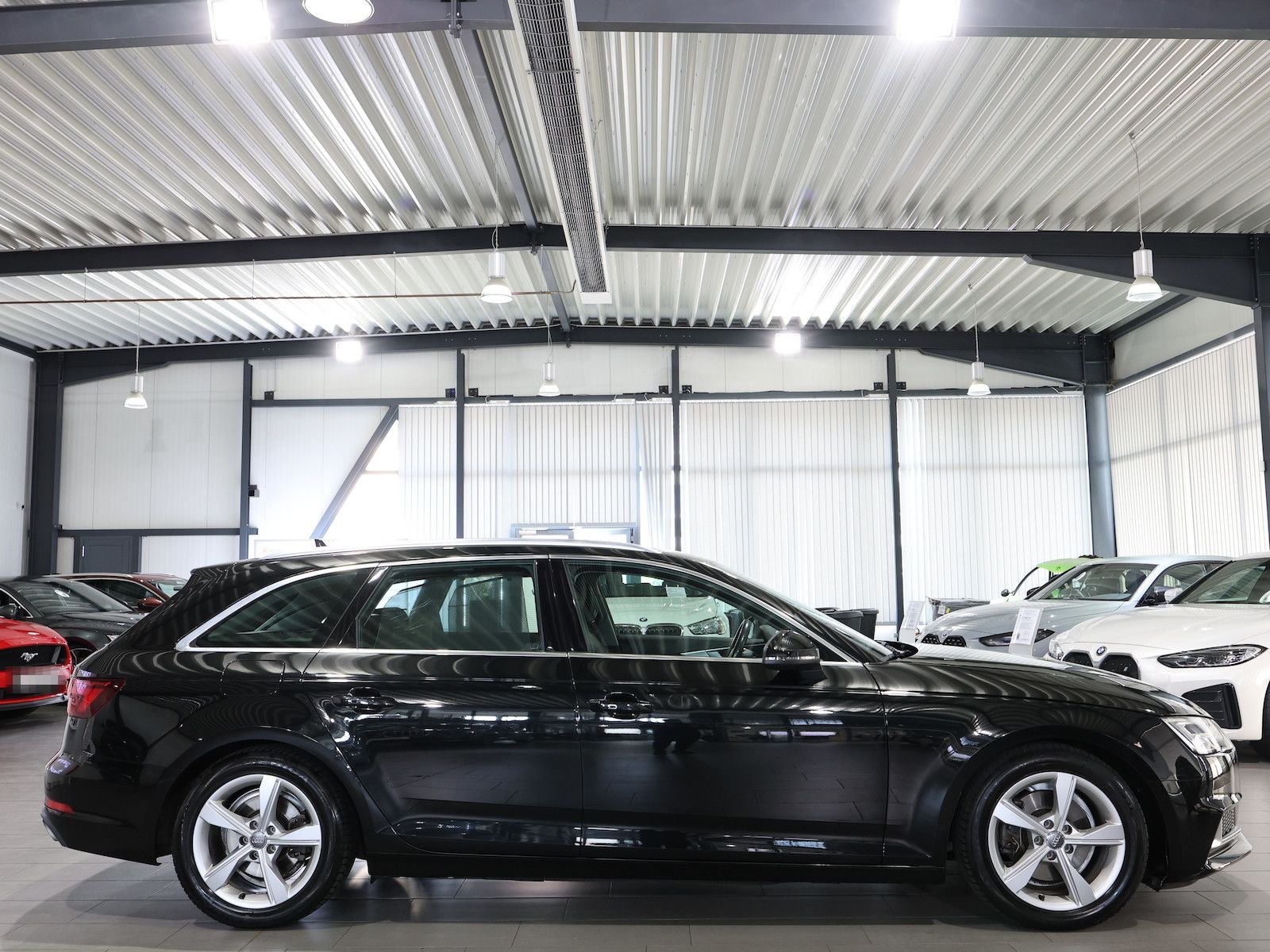 Audi A4 Avant 35 TFSI SPORT / 1.HAND / LED / NAVI+ foto 11