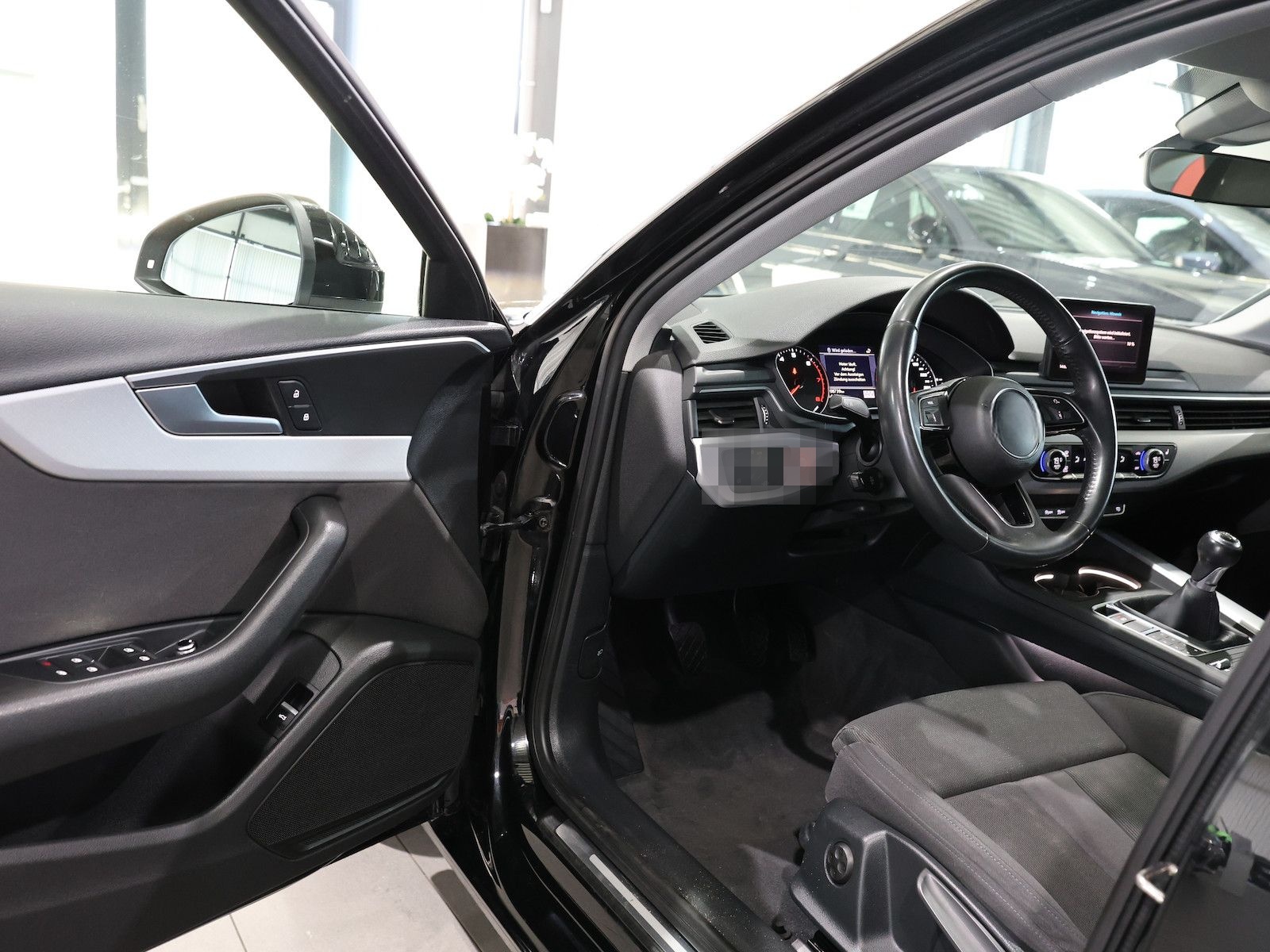 Audi A4 Avant 35 TFSI SPORT / 1.HAND / LED / NAVI+ foto 12