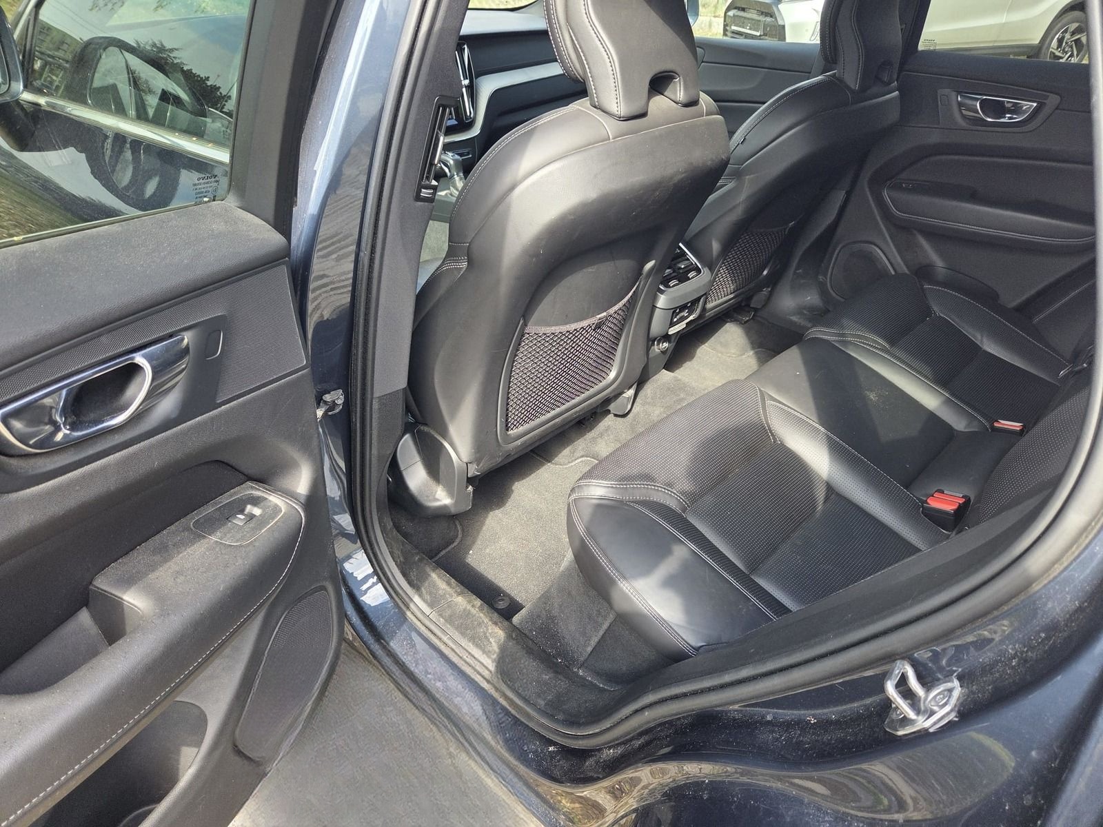 Volvo XC60 Inscription HUD Pano 360° Leder Standhezg. foto 14