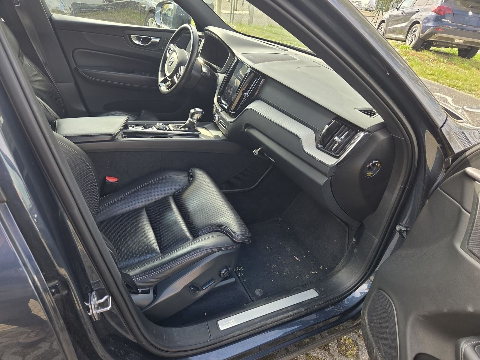 Volvo XC60 Inscription HUD Pano 360° Leder Standhezg. foto 18