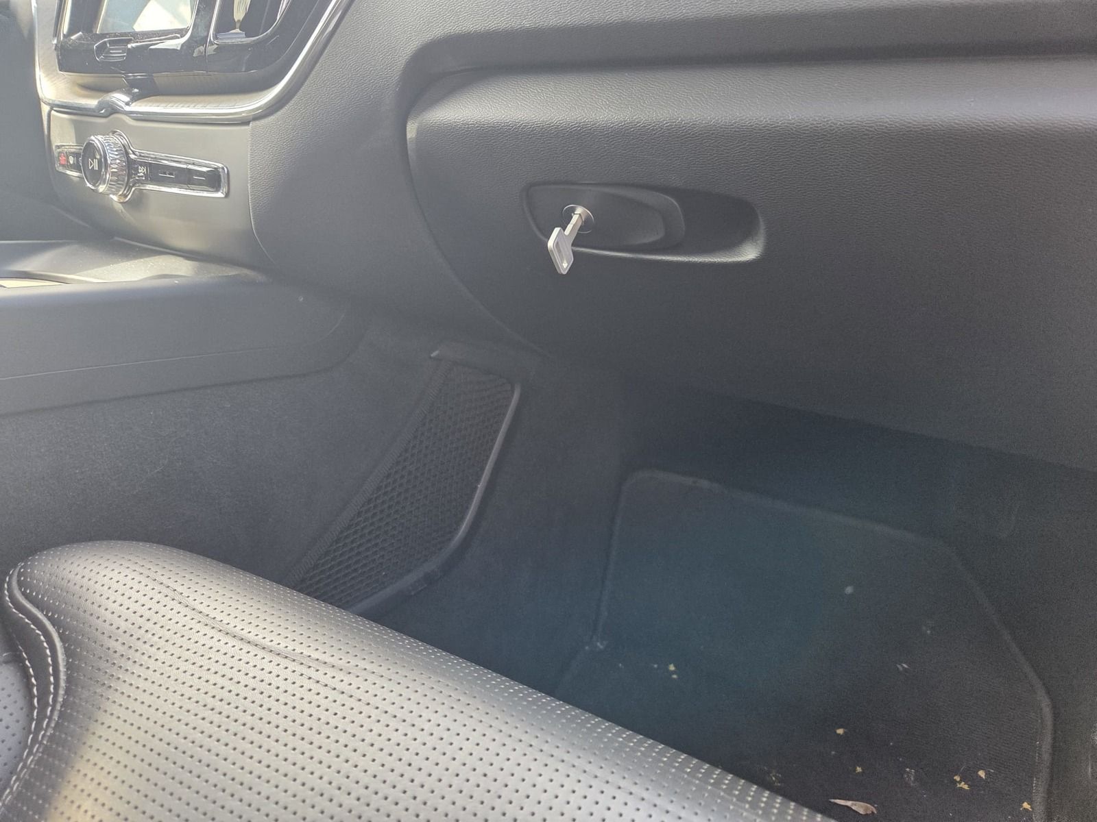 Volvo XC60 Inscription HUD Pano 360° Leder Standhezg. foto 19