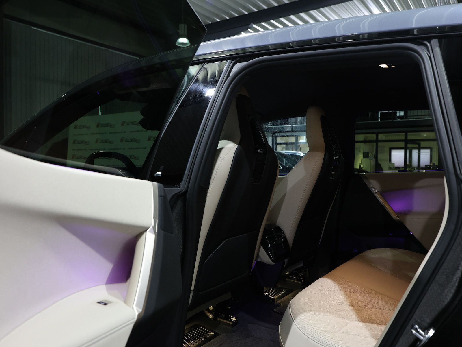 BMW iX 40 xDrive SPORT TITAN GLAS STORM EINZELSTÜCK foto 20