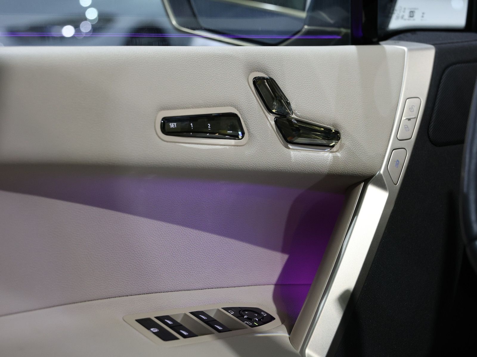 BMW iX 40 xDrive SPORT TITAN GLAS STORM EINZELSTÜCK foto 25