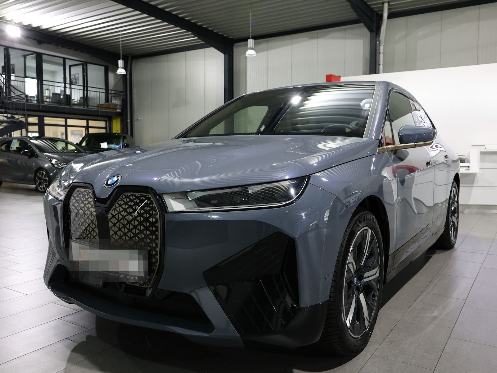 BMW iX 40 xDrive SPORT TITAN GLAS STORM EINZELSTÜCK foto 8