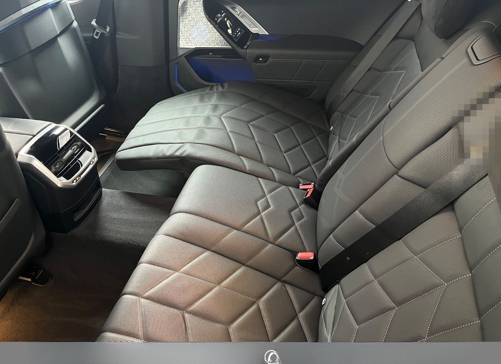 BMW i7 xDr. 60 *M SPORT PRO*LOUNGE SEAT*FOND ENT*SKY foto 14