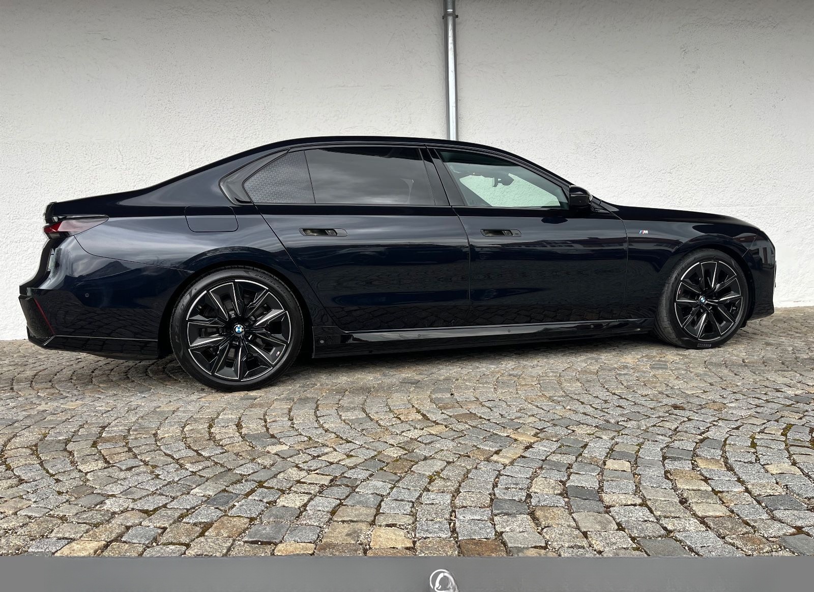 BMW i7 xDr. 60 *M SPORT PRO*LOUNGE SEAT*FOND ENT*SKY foto 6