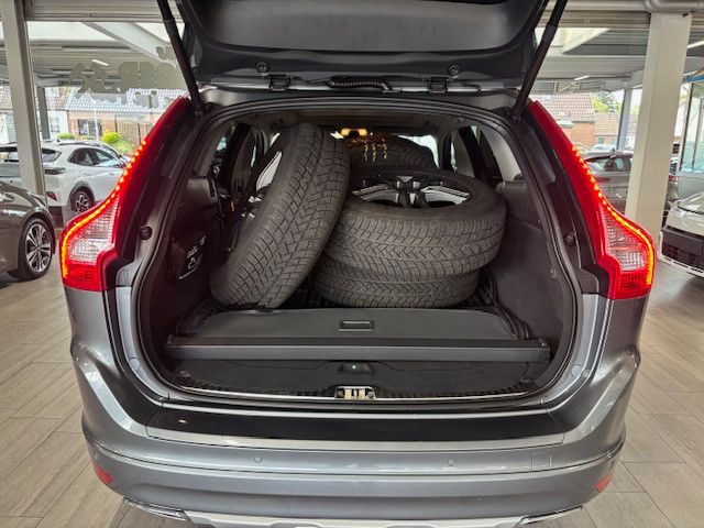 Volvo XC 60 XC60 Summum 2WD AUTOMATIK foto 12