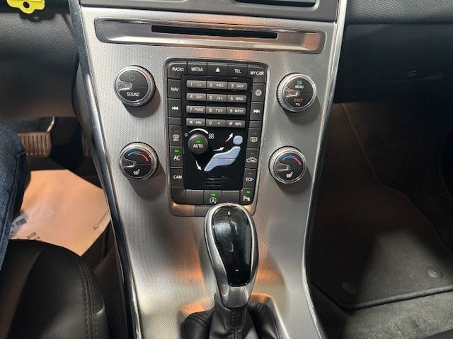 Volvo XC 60 XC60 Summum 2WD AUTOMATIK foto 21