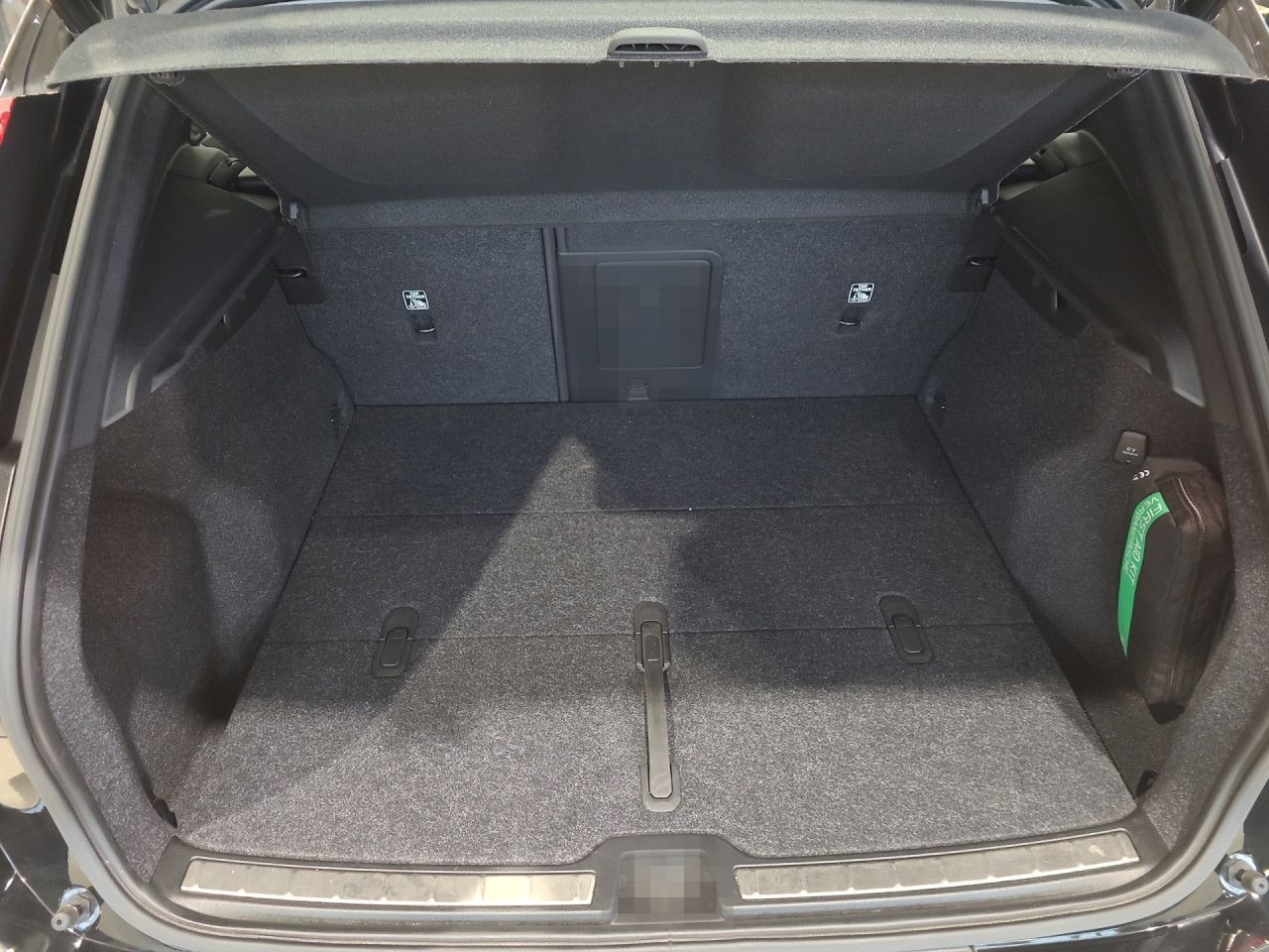Volvo XC 40 Inscription 2WD Bluetooth Navi LED Klima foto 13