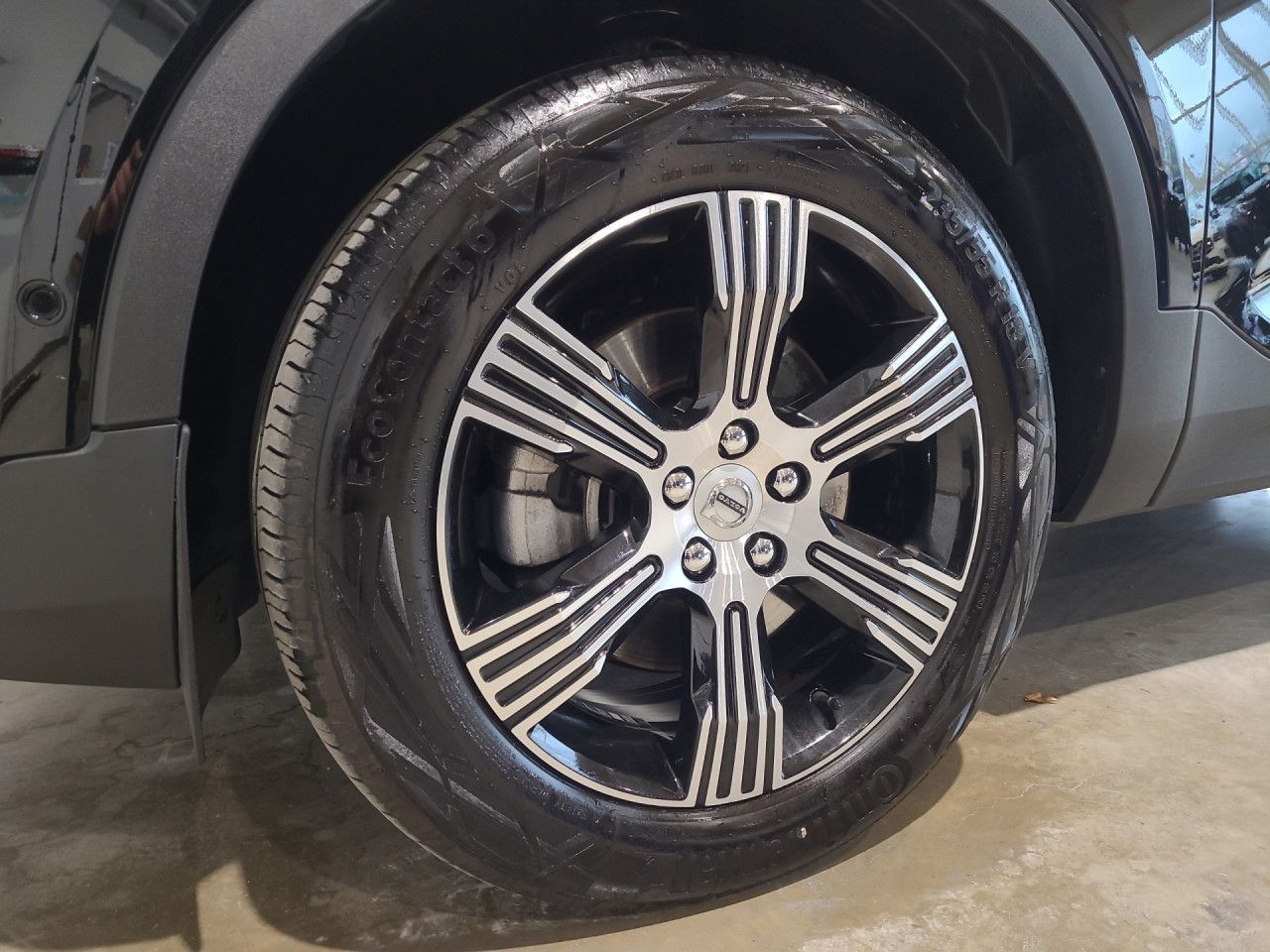 Volvo XC 40 Inscription 2WD Bluetooth Navi LED Klima foto 14