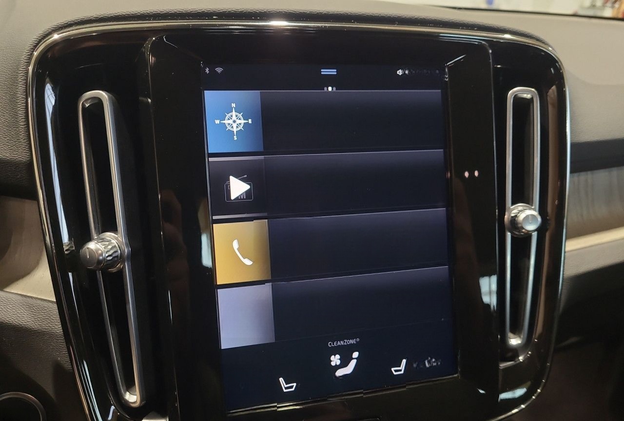 Volvo XC 40 Inscription 2WD Bluetooth Navi LED Klima foto 16