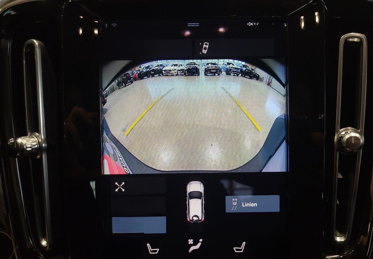 Volvo XC 40 Inscription 2WD Bluetooth Navi LED Klima foto 9