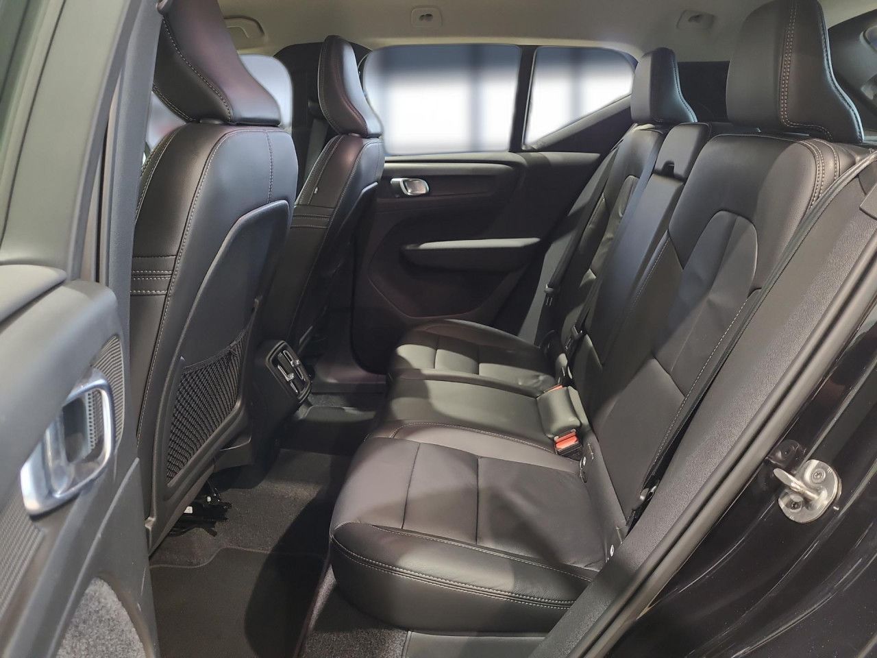 Volvo XC 40 Inscription 2WD Bluetooth Navi LED Klima foto 10