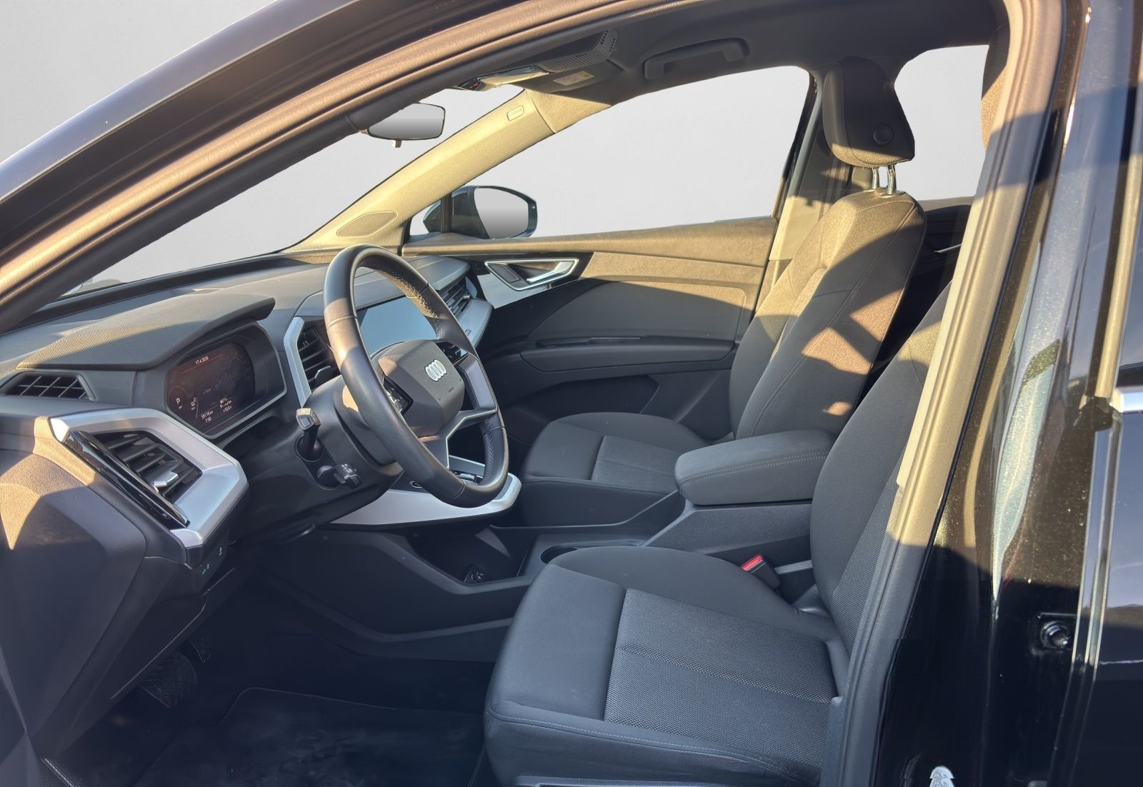 Audi Q4 e-tron 40 advanced NAVI+ EPH+ GRA SHZ foto 13