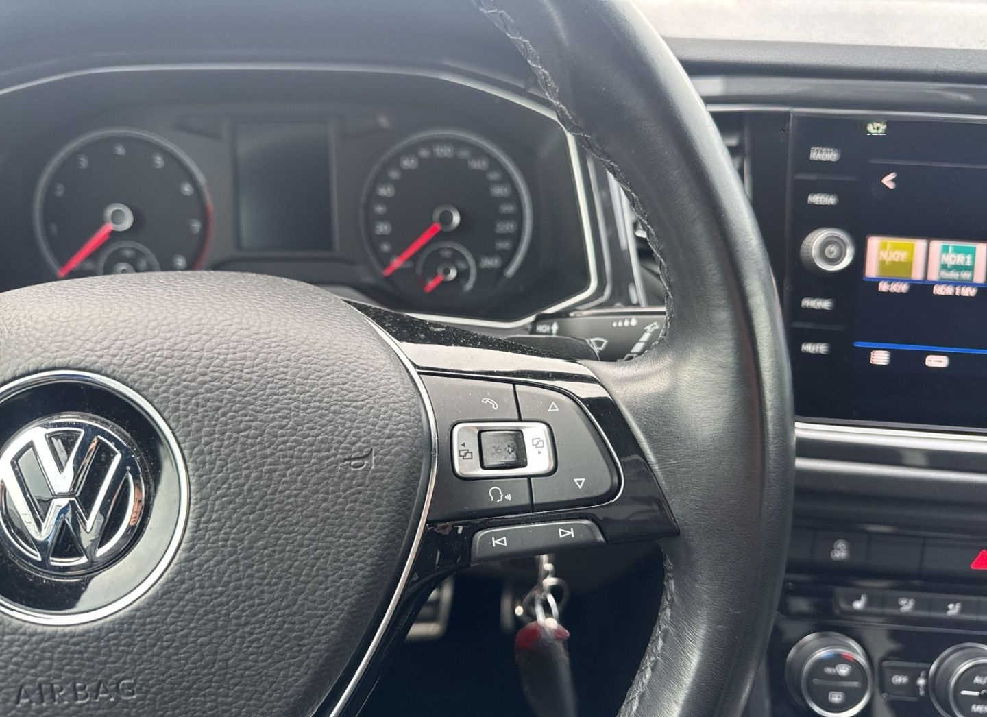 Volkswagen T-Roc 2.0 TSI Sport 4Motion LED Dyn. Kurvenlicht foto 14