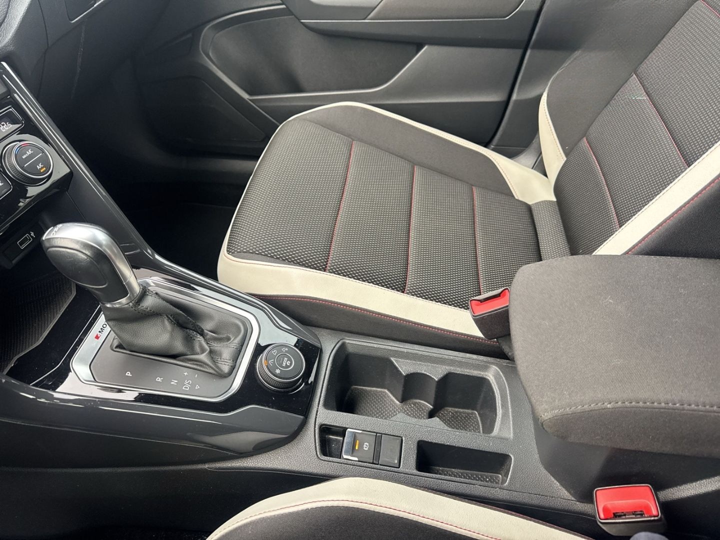 Volkswagen T-Roc 2.0 TSI Sport 4Motion LED Dyn. Kurvenlicht foto 20