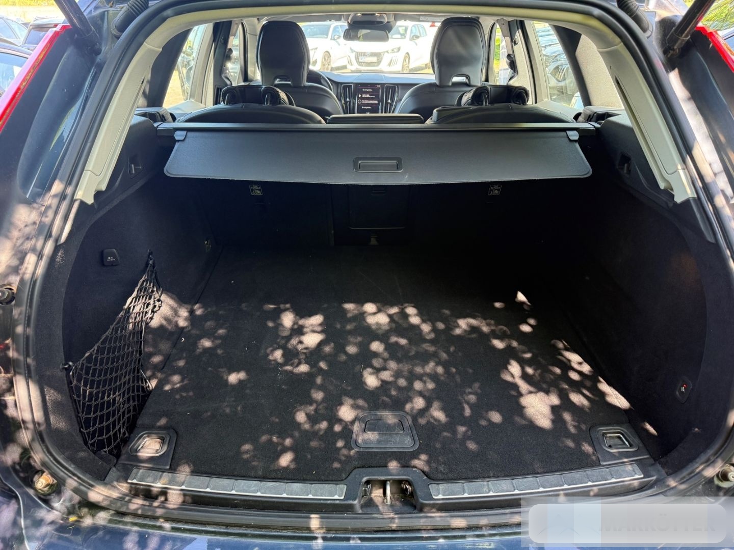 Volvo XC60 Momentum 2WD AHK/TEMPO/PDC/el. Heckklappe foto 6