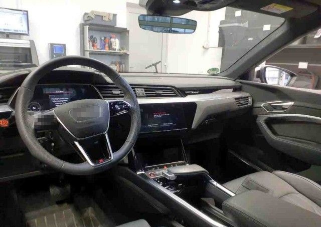 Audi e-tron Sportback S quattro 8fach+PANO+MATRX+AHK foto 16