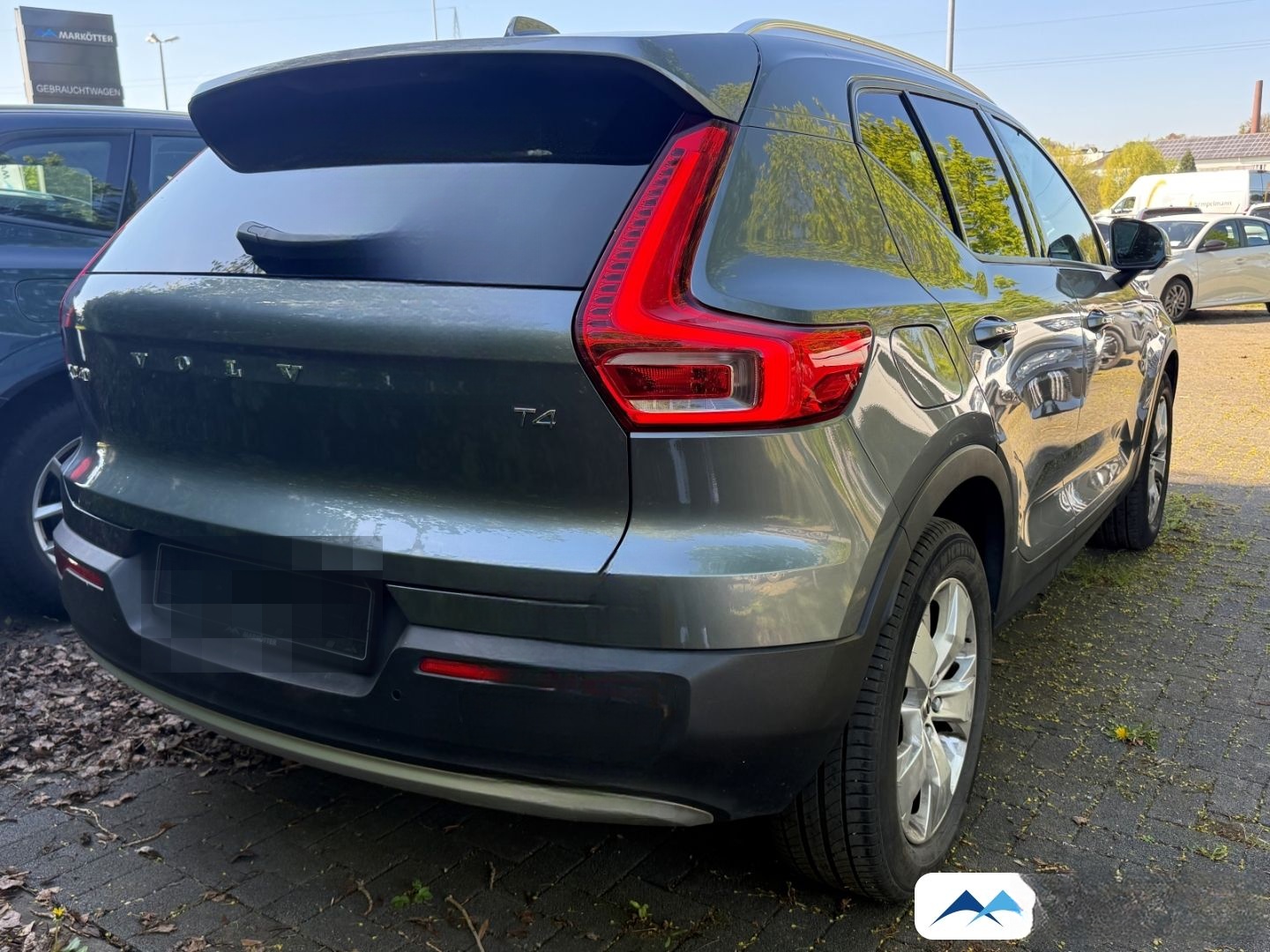 Volvo XC40 Momentum 2WD AHK/CAM/PDC/NAVI/LED foto 3