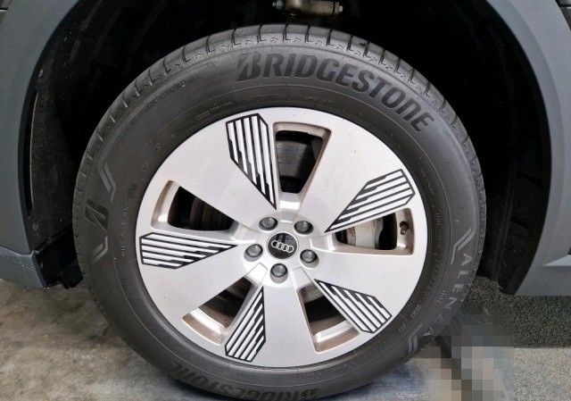 Audi e-tron 55 quattro 408PS/95kWh 360KAM+ACC+TOTW foto 12