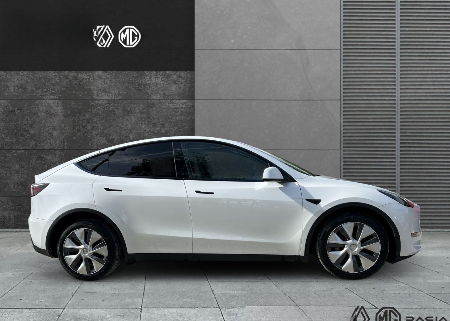 Tesla Model Y Long Range Dual AWD MwSt. ausweisbar foto 6