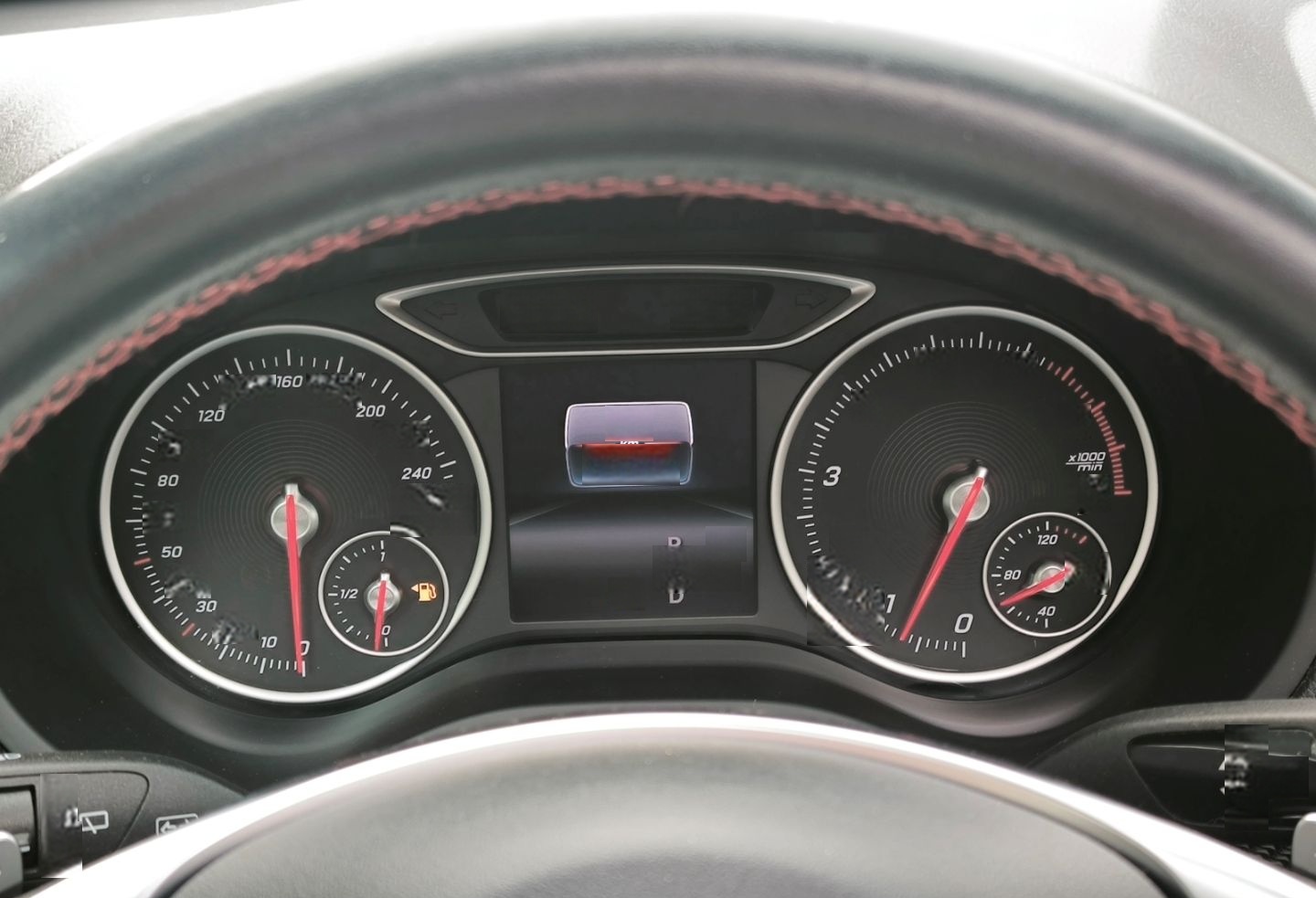 Mercedes-Benz B 200 7G-DCT AMG-LINE AHK PANORAMA LED STANDHZG. foto 10