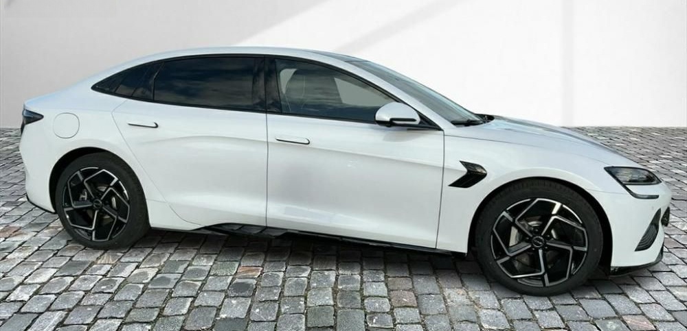 BYD SEAL Design Wärmepumpe Alu KA LED Link LRH NAV  foto 4