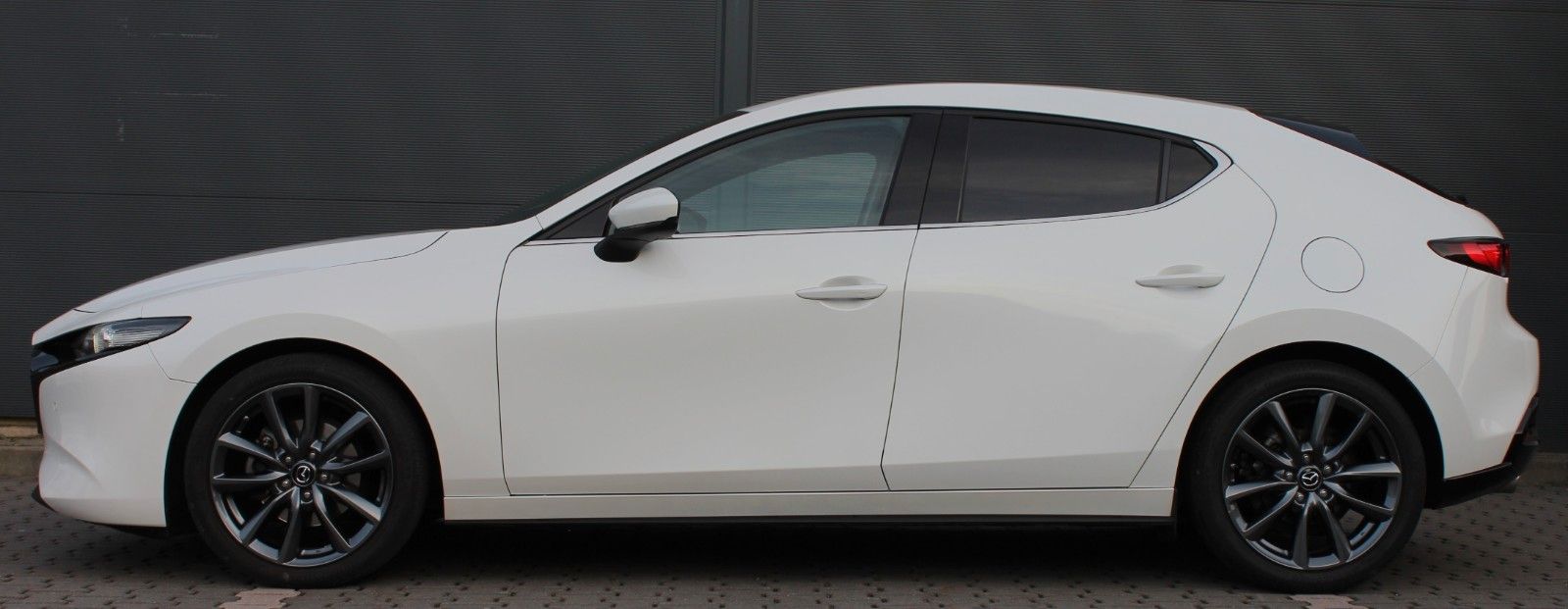 Mazda 3 Limousine*KAMERA*BOSE*HEAD UP*LEDER*8 fach foto 7