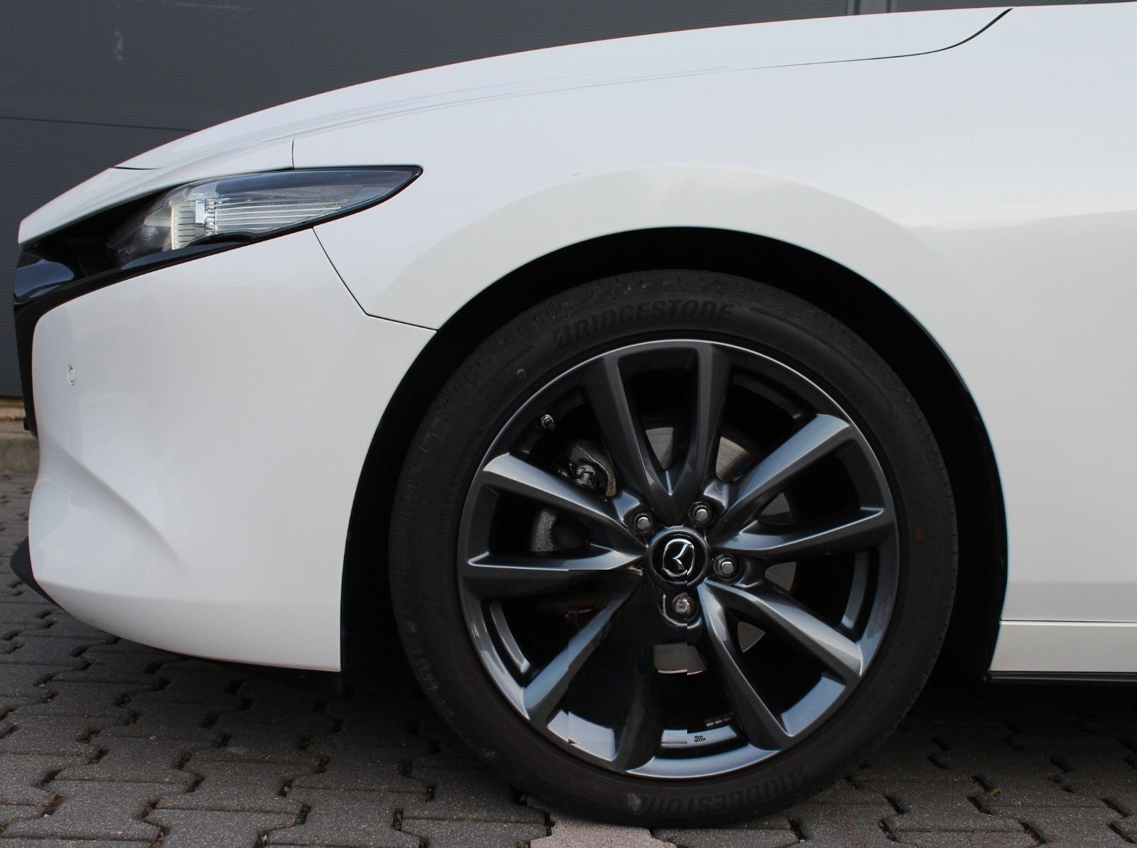 Mazda 3 Limousine*KAMERA*BOSE*HEAD UP*LEDER*8 fach foto 9