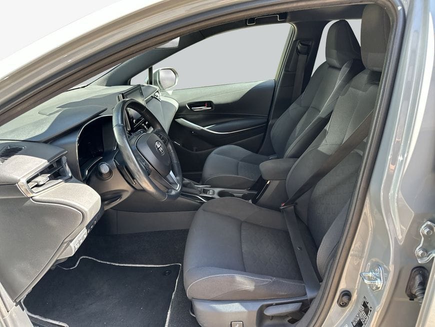 Toyota Corolla 2.0 Hybrid Touring Sports Team Deutschla foto 9
