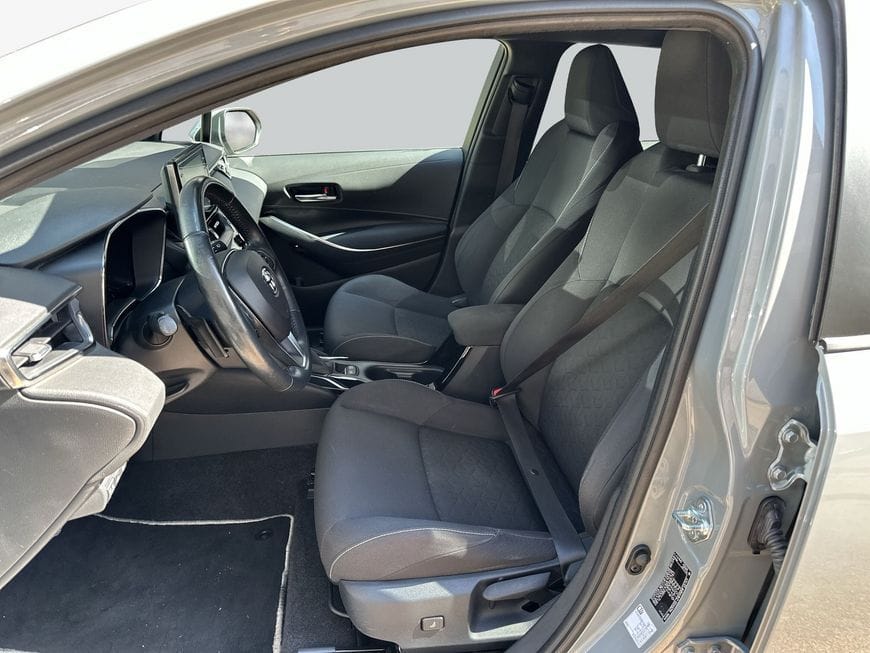 Toyota Corolla 2.0 Hybrid Touring Sports Team Deutschla foto 10