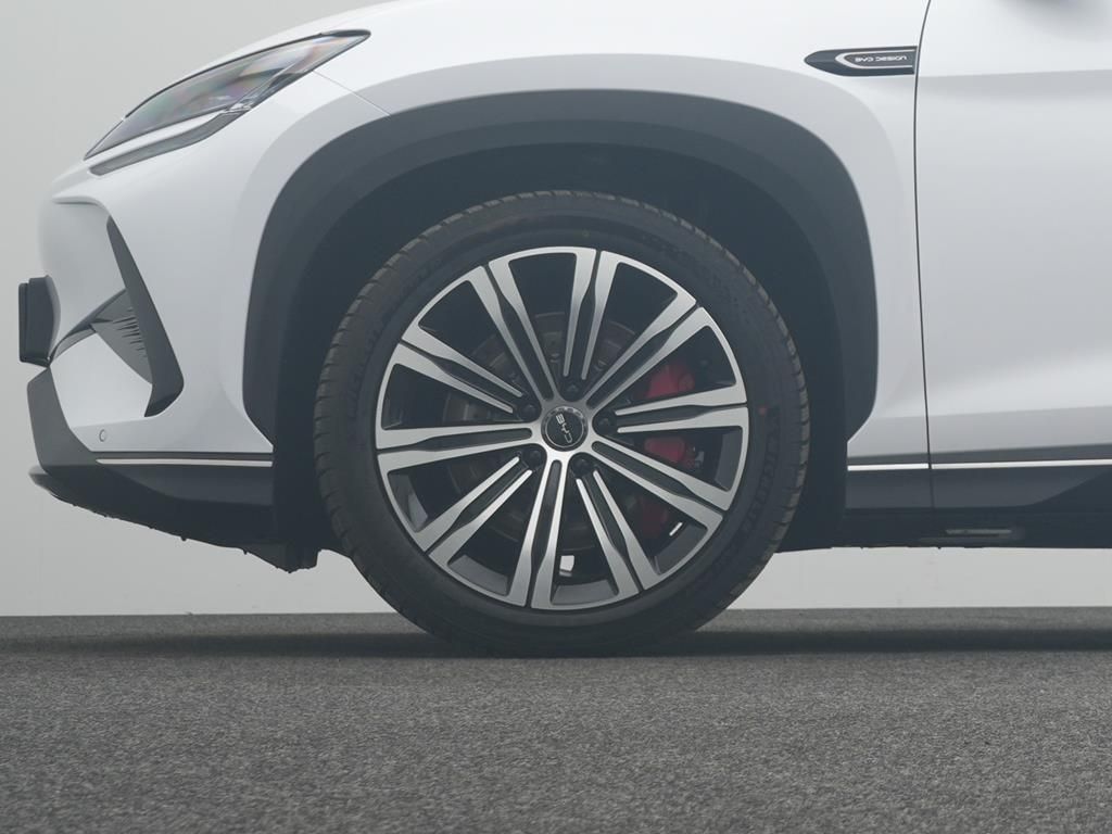 BYD SEALION 7 Excellence AWD foto 9