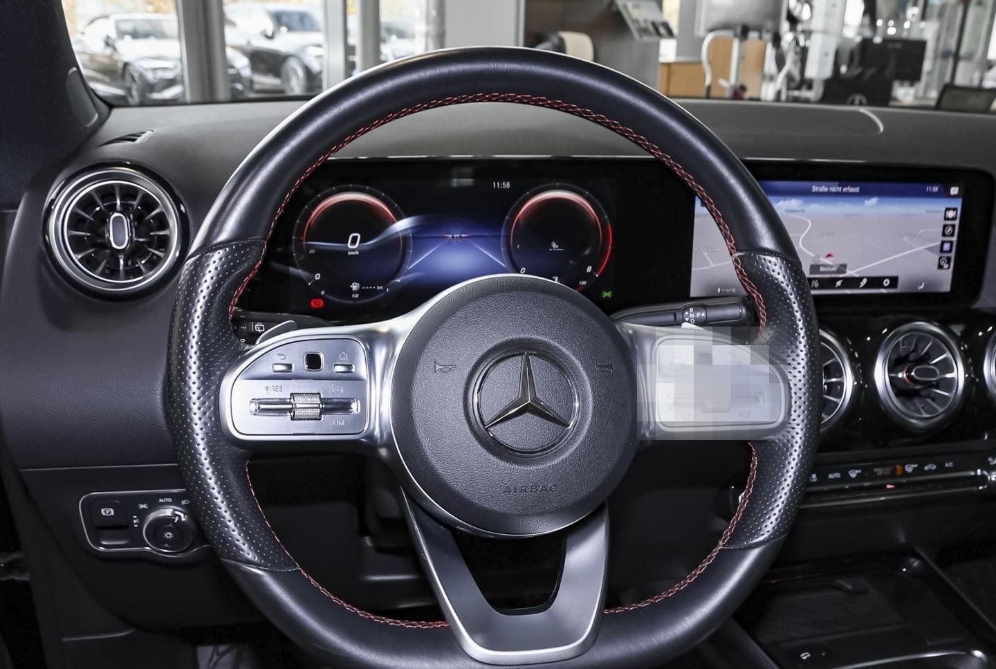 Mercedes-Benz GLA 200 AMG Rückfahrkamera Ambiente MBUX LED foto 15