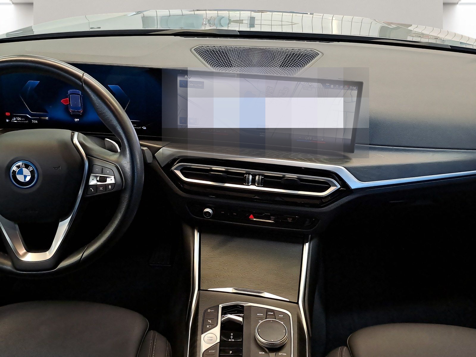 BMW 330e Touring Navi AHK Kamera Pano.Dach foto 14
